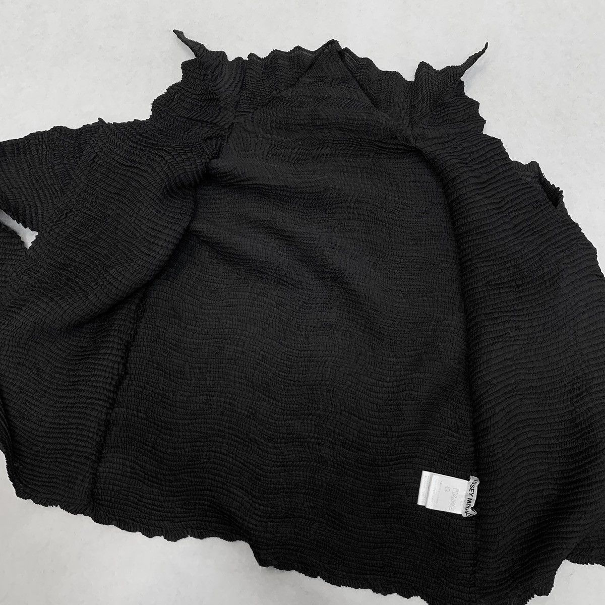 Issey Miyake Issey Miyake Fall 1998 Origami Pleated Button Up Top Size M / US 6-8 / IT 42-44 - 5 Thumbnail