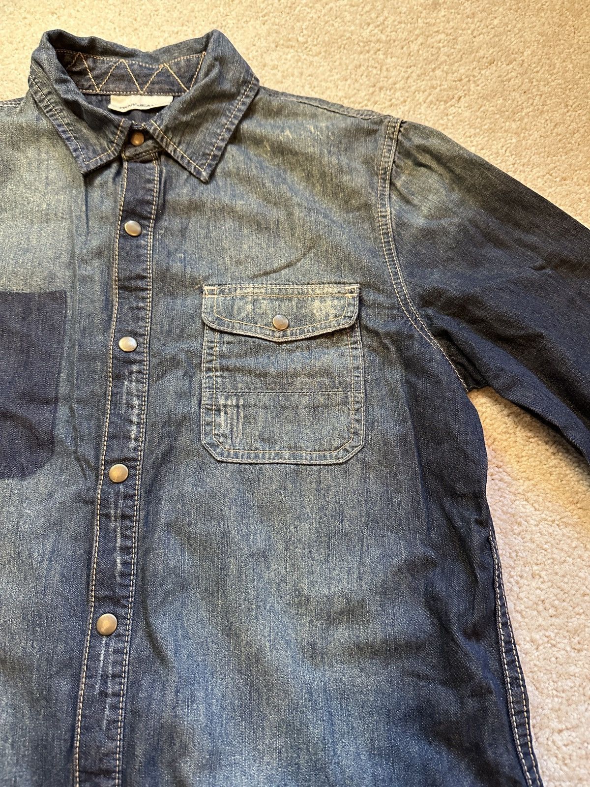 DKNY DKNY vintage distressed denim shirt Size US M / EU 48-50 / 2 - 3 Thumbnail