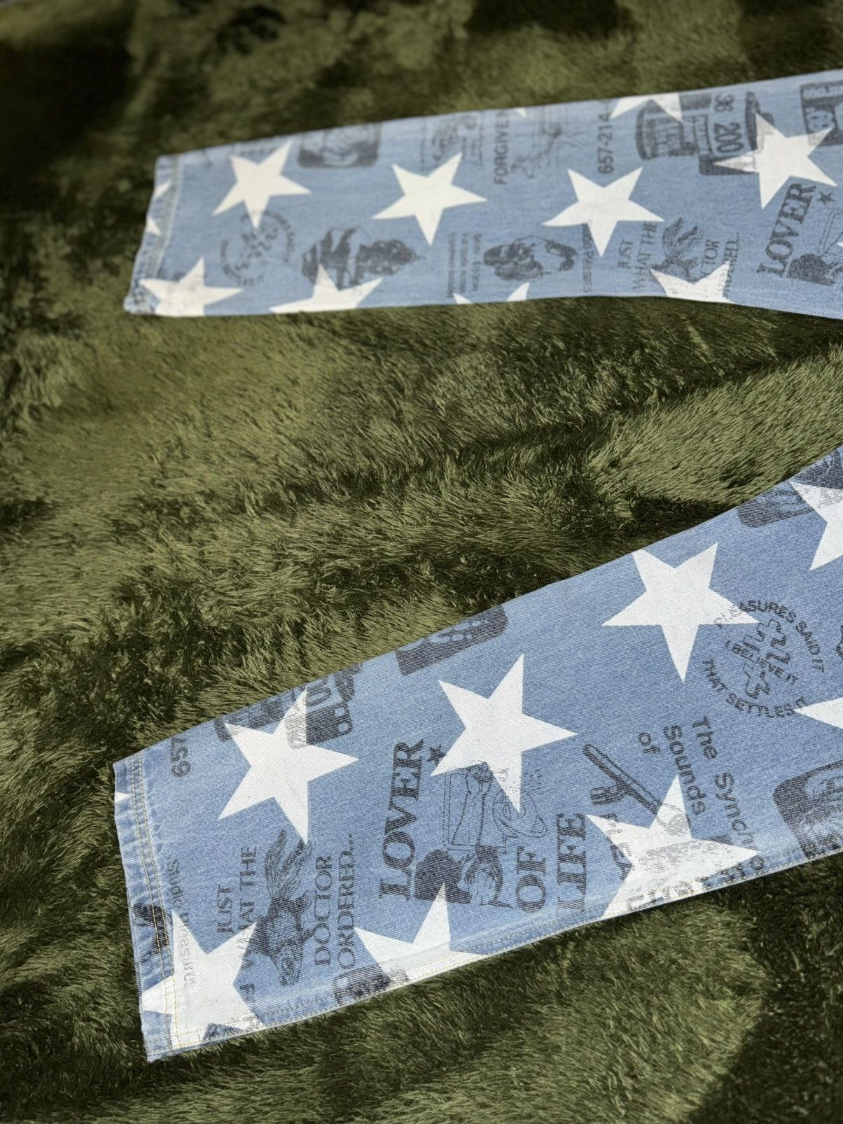 Pleasures [32] Pleasures star printed poppy denim pants light indigo Size US 32 / EU 48 - 12 Thumbnail