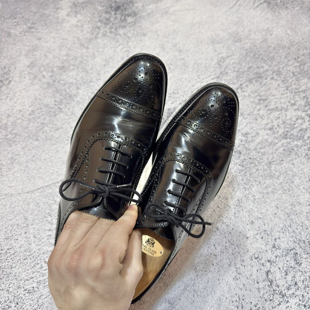 Designer × Handmade × Loake Loake Overton England Oxfords Brogues US8.5 UK7.5 EU41.5 Size US 8.5 / EU 41-42 - 9 Thumbnail