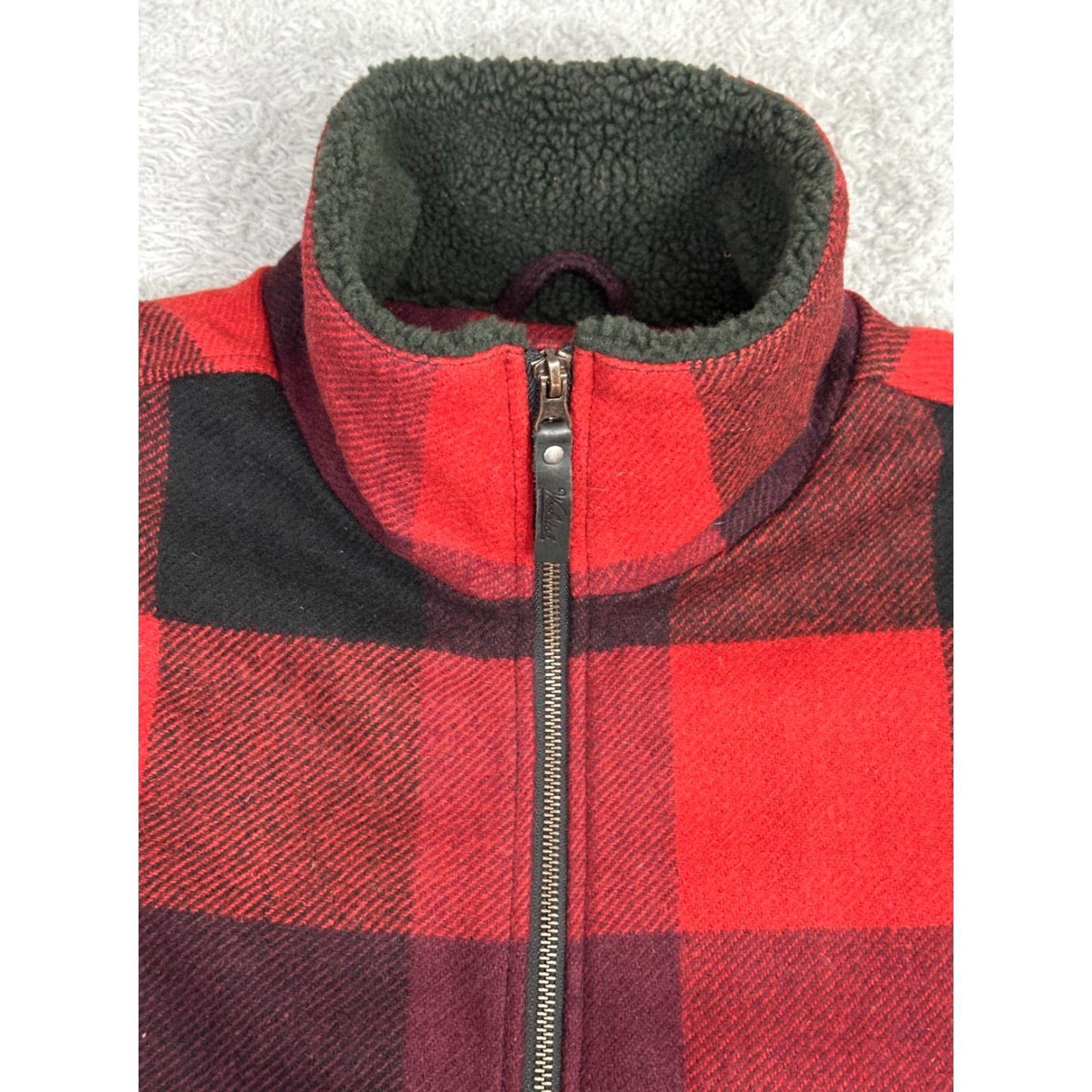 Vintage Woolrich Vest Womens XL Plaid Red Black Wool-Blend Zip EUC Size XL / US 12-14 / IT 48-50 - 3 Thumbnail