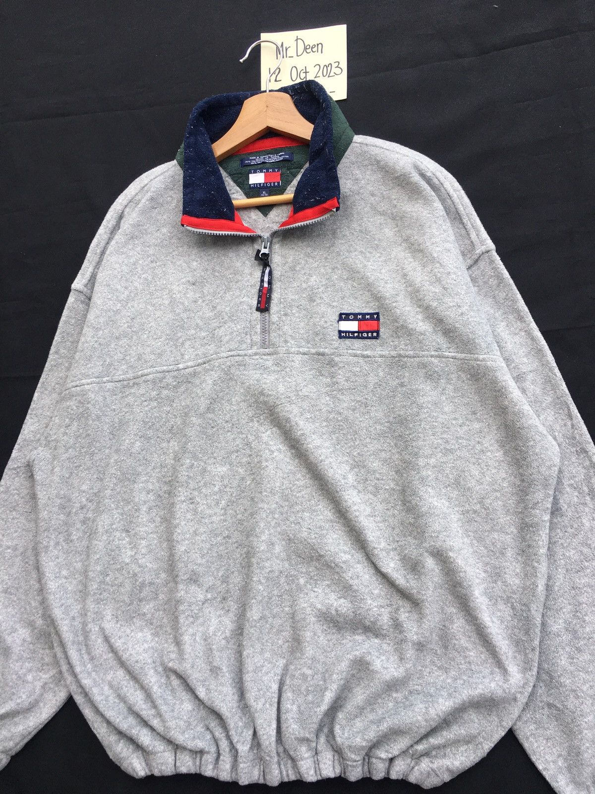 Tommy Hilfiger Rare Vintage 90s Tommy Hilfiger Sweatshirt Size US XL / EU 56 / 4 - 5 Thumbnail