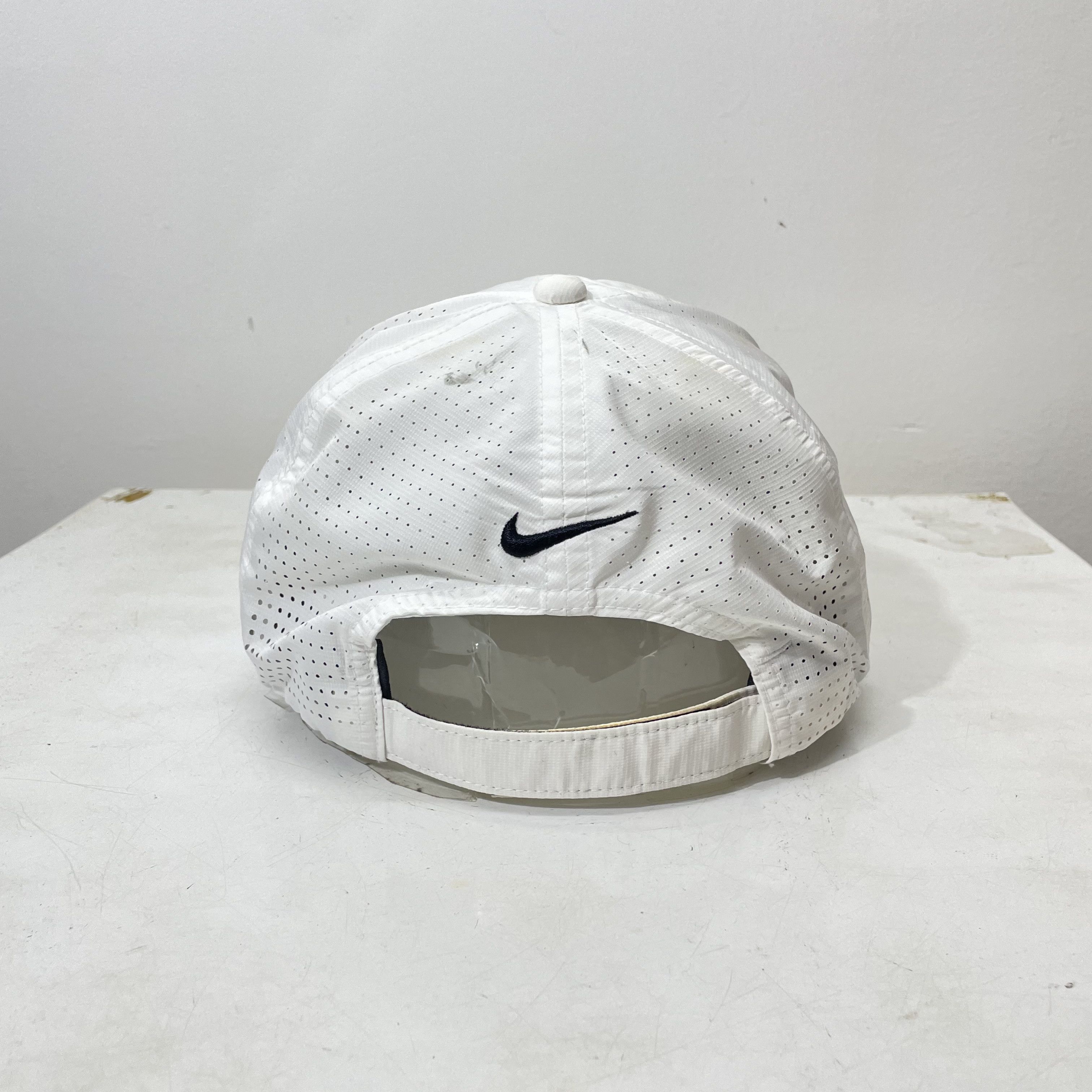 Nike ⭐️SALE⭐️ NIKE GOLF WEB MD HAT SPORTWEAR CAP Size ONE SIZE - 6 Thumbnail