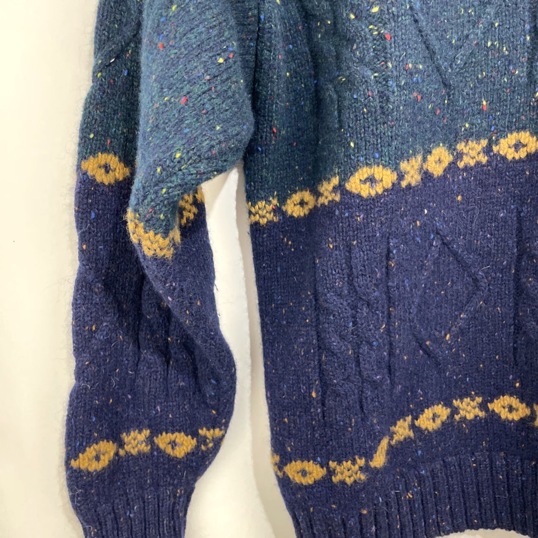 Eddie Bauer VINTAGE Eddie Bauer Sweater Men XL Crew Neck Knit Wool Striped Blue Green Winter Casual Holiday 90s Mens Pullover Size US XL / EU 56 / 4 - 6 Thumbnail