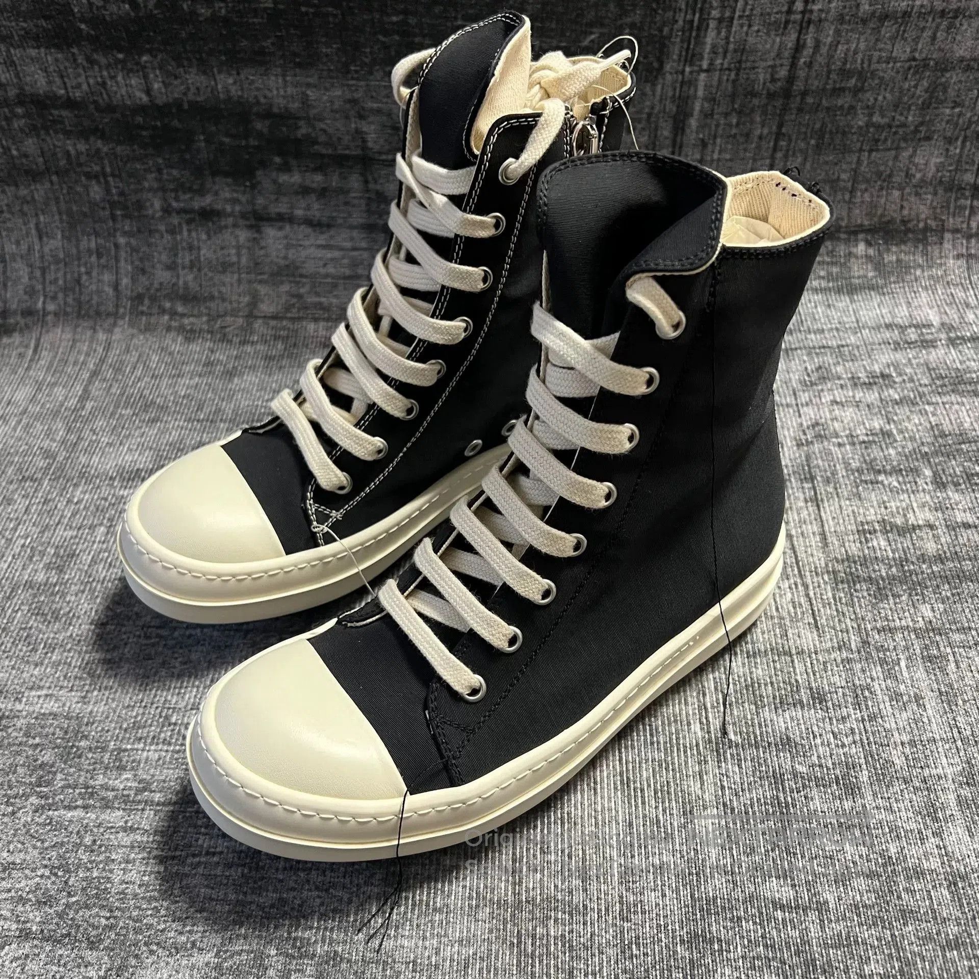 Rick Owens black and white fringe high. Size US 5.5 / IT 35.5 - 1 Thumbnail