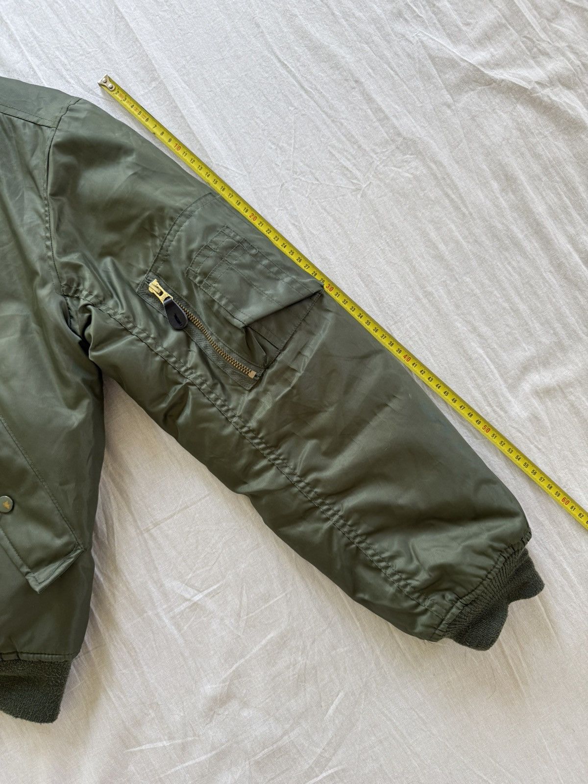 Delta Men’s Vintage flight MA1 Delta bomber jacket in khaki green Size US XS / EU 42 / 0 - 11 Thumbnail