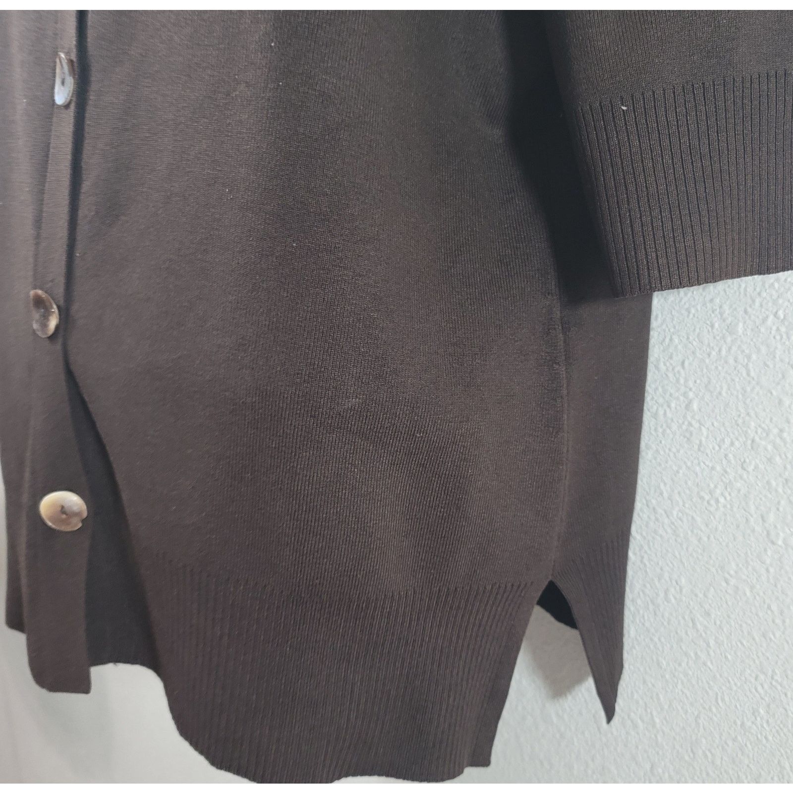 Chicos Chico's Brown Button Up Scoop Neck Top 2 Medium Lightweight Size M / US 6-8 / IT 42-44 - 2 Thumbnail