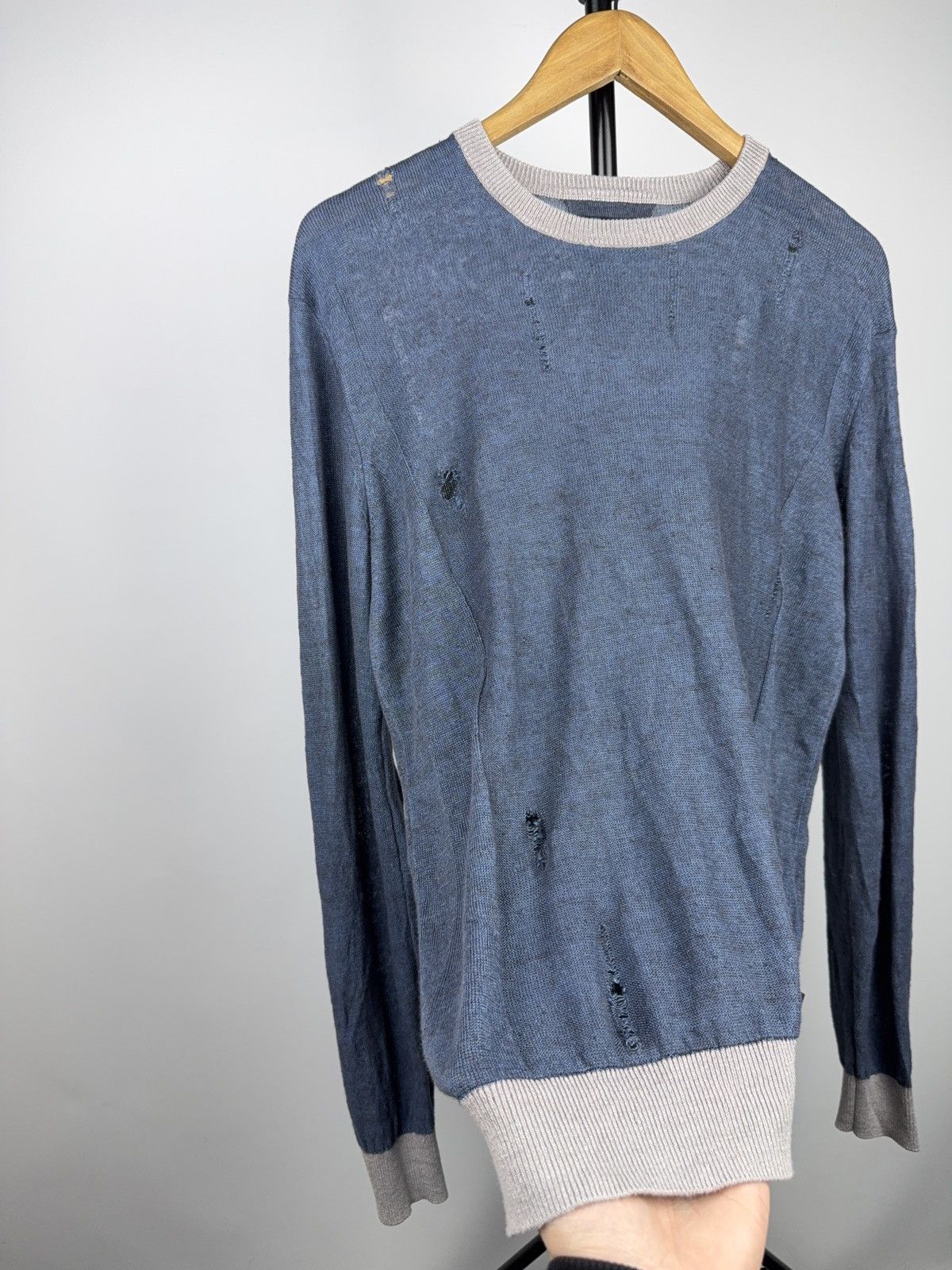 Armani Luxury 00s Armani Jeans Distressed Knit Sweater Faded Blue Size US M / EU 48-50 / 2 - 10 Thumbnail