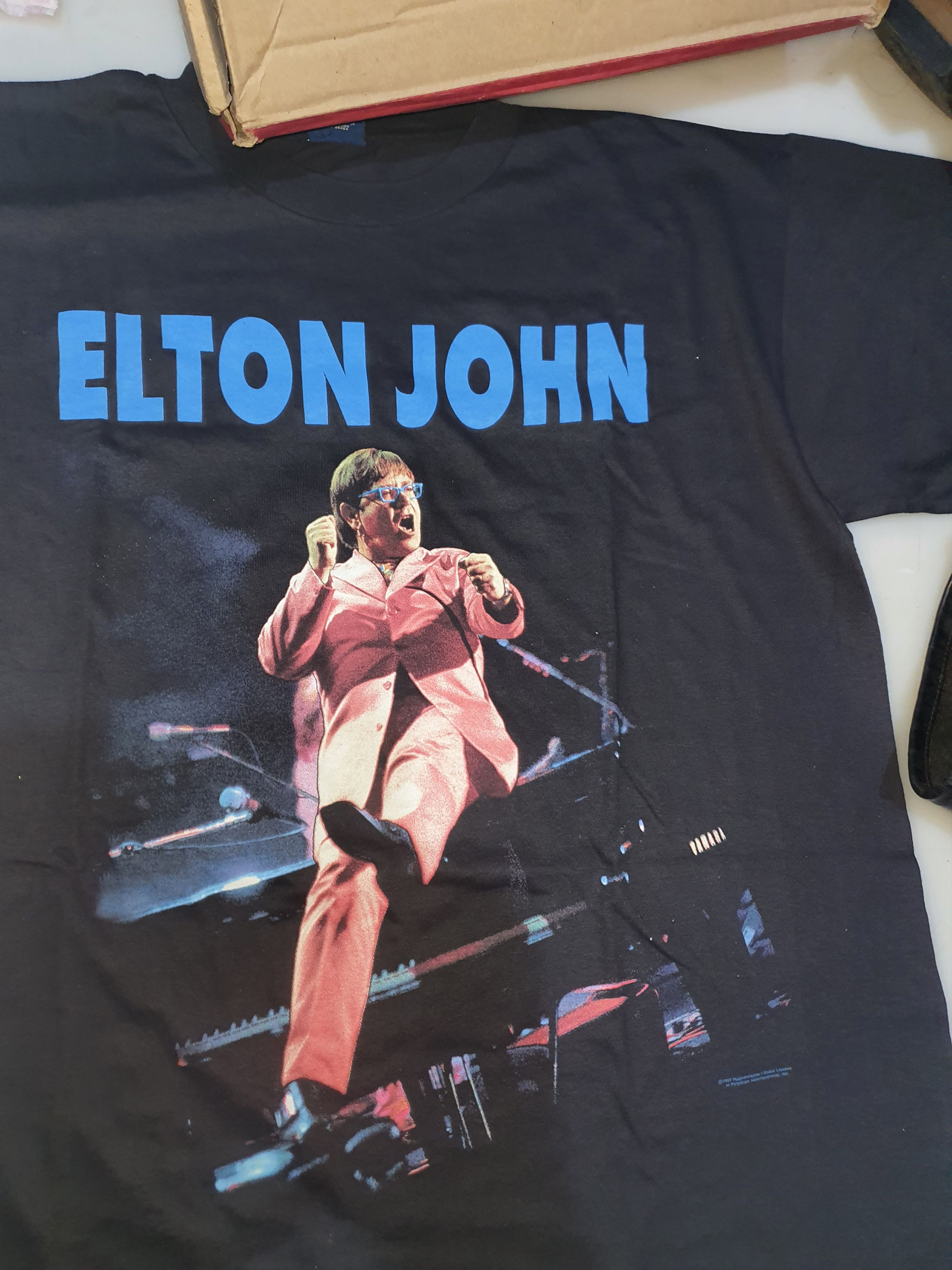 Band Tees 🌹ELTON JOHN, Michael Jackson Madonna Rod Stewart Beatles Size US L / EU 52-54 / 3 - 5 Thumbnail
