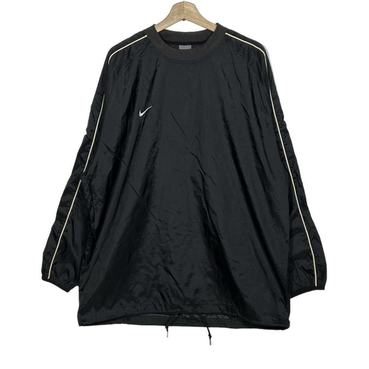 Nike Nike sweatshirt small logo embroidered Size US XL / EU 56 / 4 - 1 Thumbnail