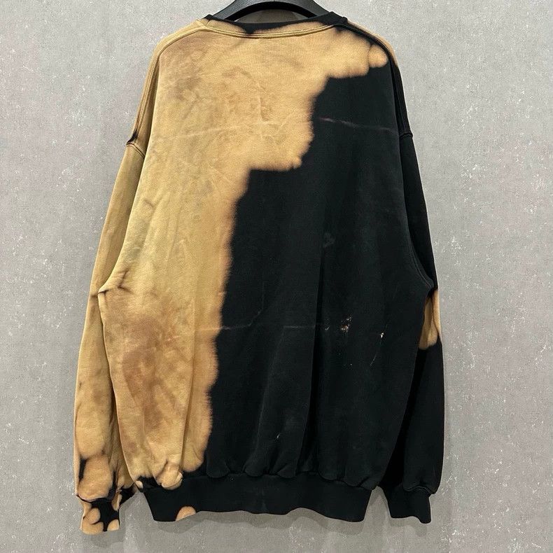 Balenciaga Balenciaga Dyed Rendered Homme Sweater (Size M) New with T Size US M / EU 48-50 / 2 - 2 Thumbnail