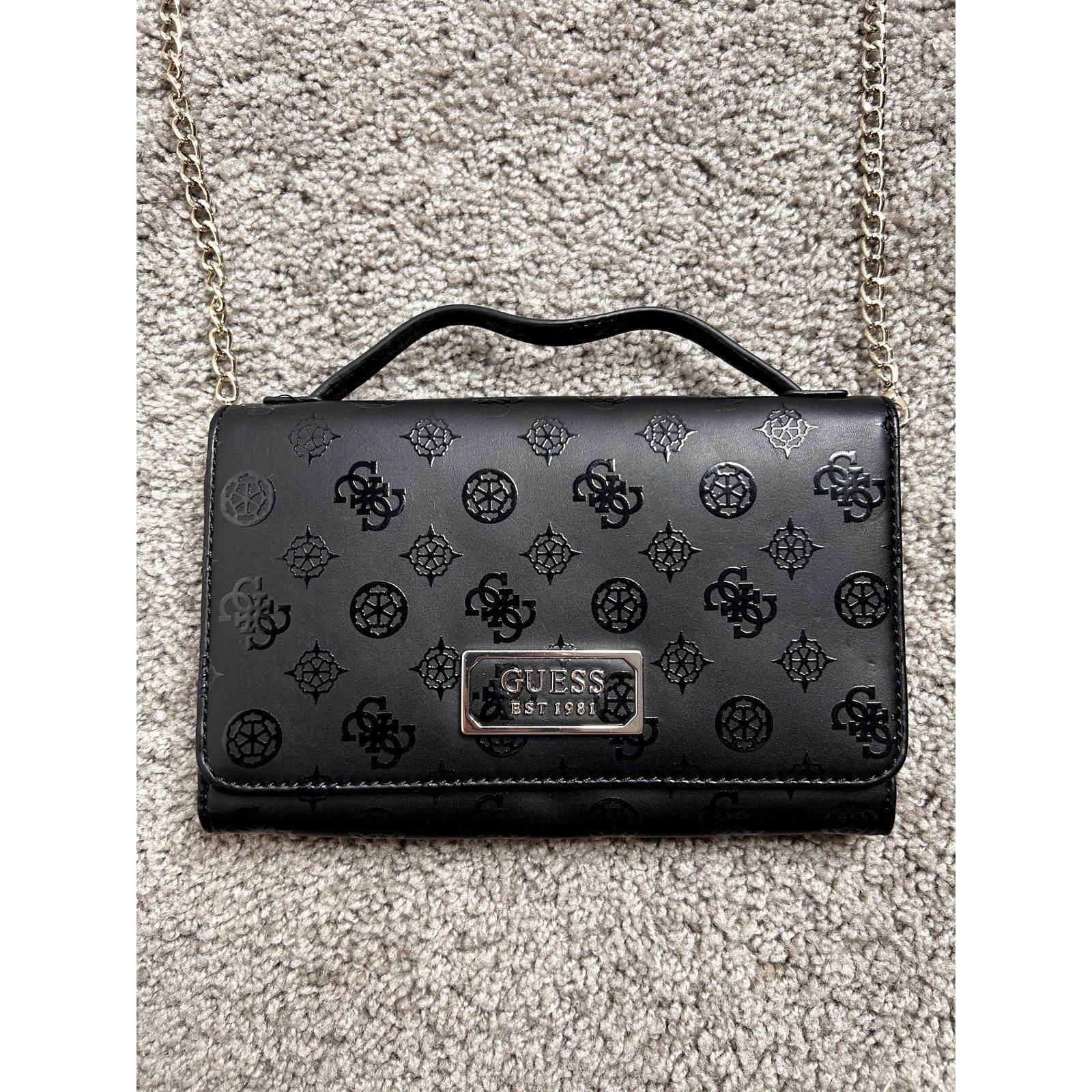 Guess crossbody kamryn hotsell
