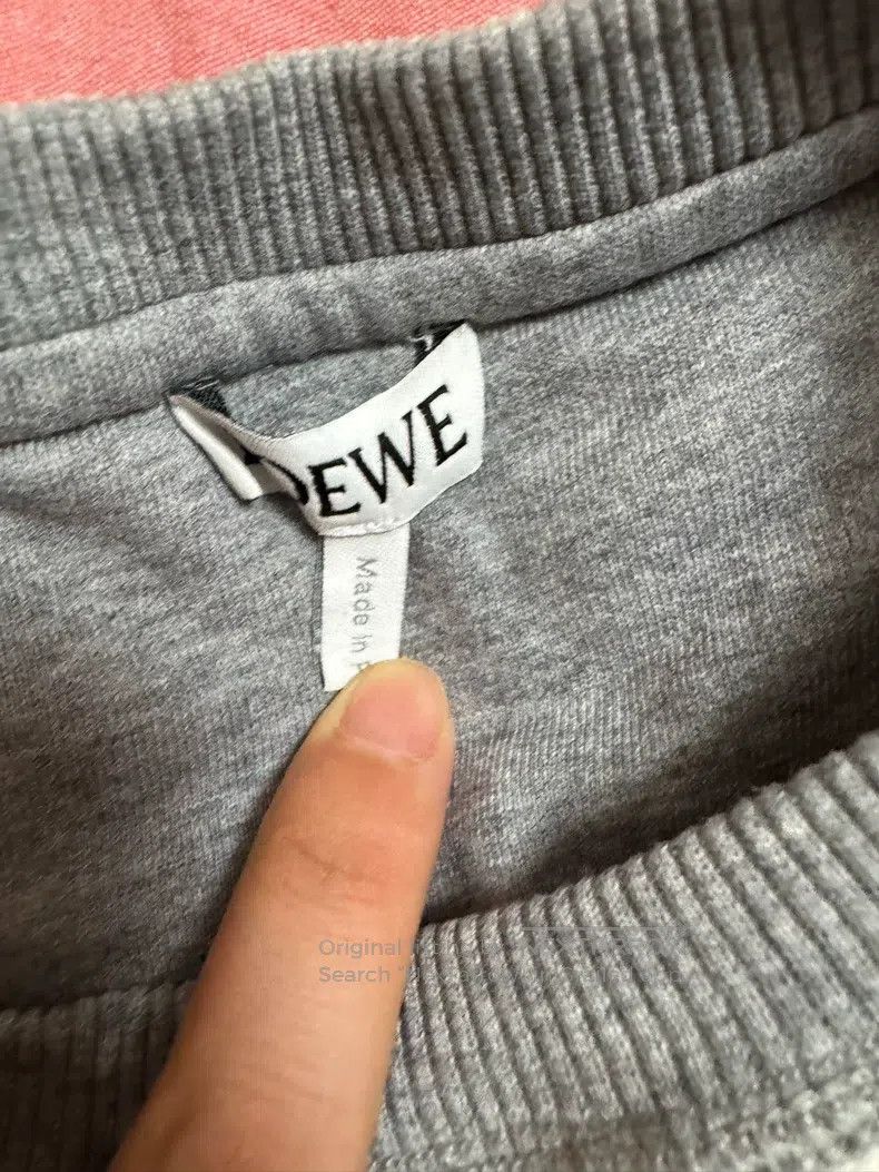 Loewe Loewe Classic Reversible Letter Logo Sweatshirt, Crewneck Size XS / US 0-2 / IT 36-38 - 2 Thumbnail