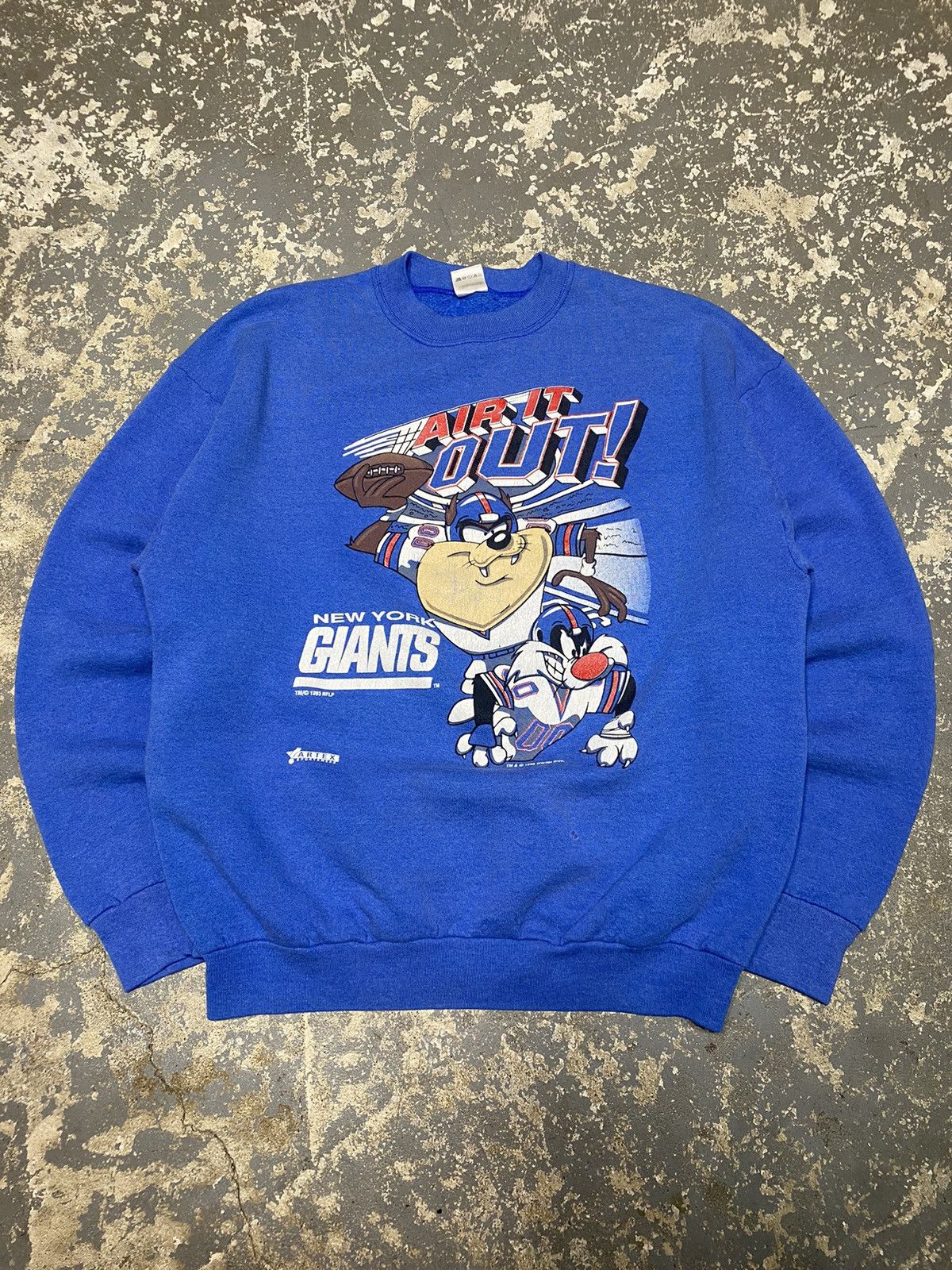 NFL × Vintage × Warner Bros Vintage New York Giants Tasmanian Devil NFL Crewneck Hoodie Size US XL / EU 56 / 4 - 1 Thumbnail
