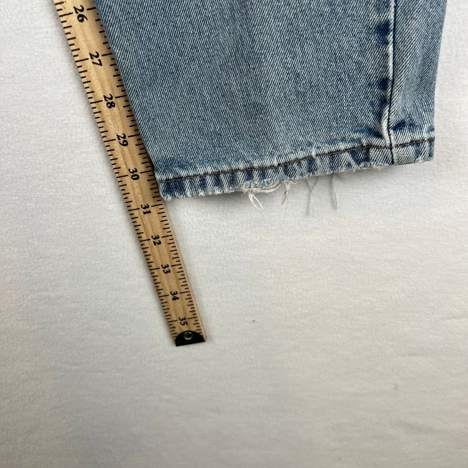 Levi's VTG Levis 560 Jeans Men 34x32 Blue Loose 90s Y2K Light Denim Size US 34 / EU 50 - 8 Thumbnail