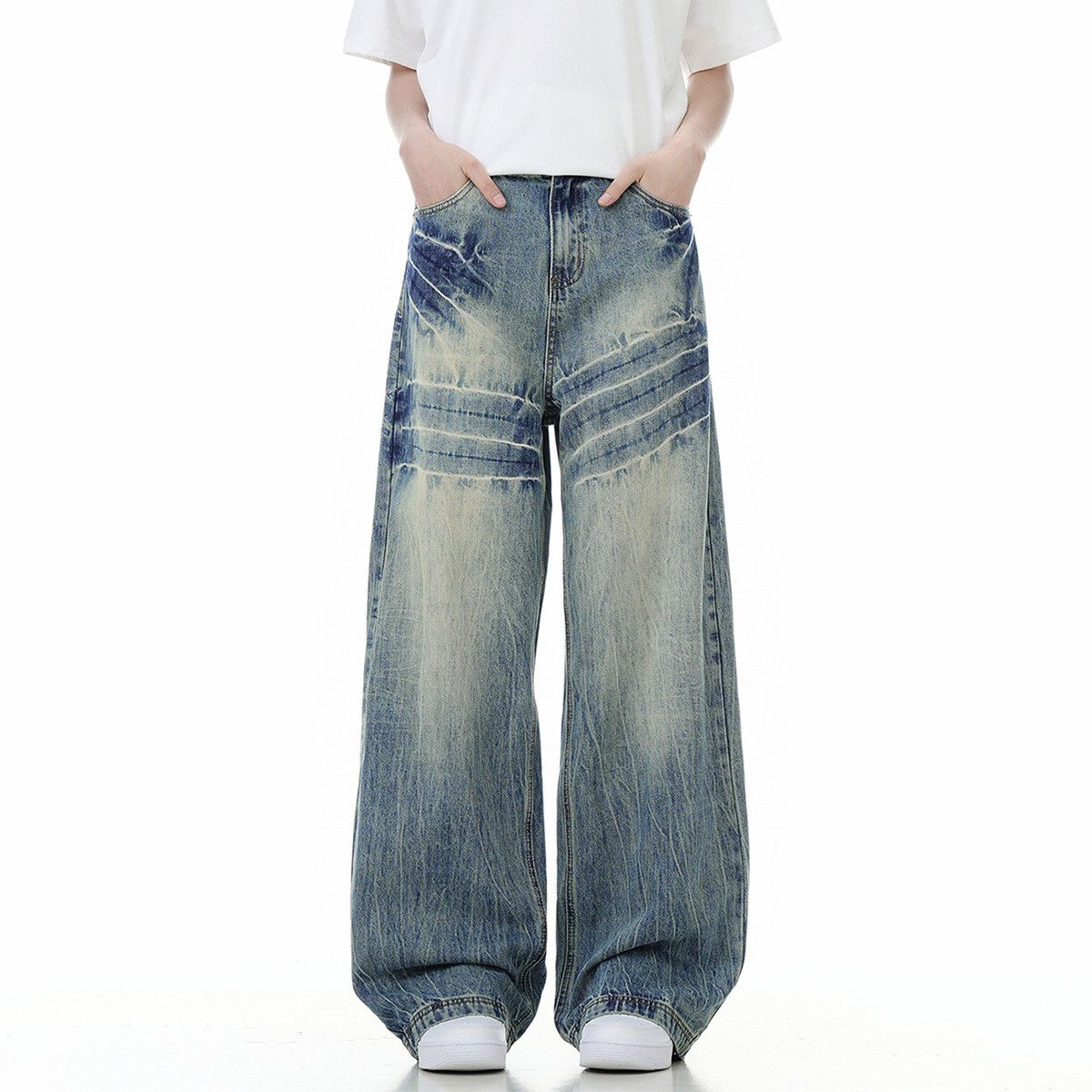 Vintage Men's distressed washed baggy wide-leg jeans Size US 32 / EU 48 - 2 Thumbnail