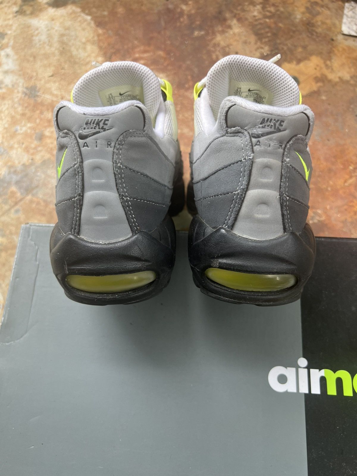 Nike NIKE AIR MAX OG NEON Size US 8.5 / EU 41-42 - 5 Thumbnail