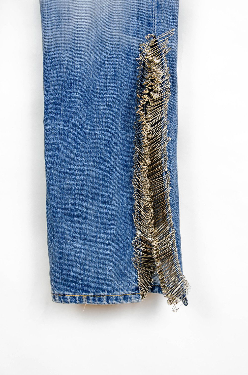 Levi's NWT Levi’s 501 x Samaria Leah Embellished Straight Jeans W27 Size 27" / US 4 / IT 40 - 6 Thumbnail