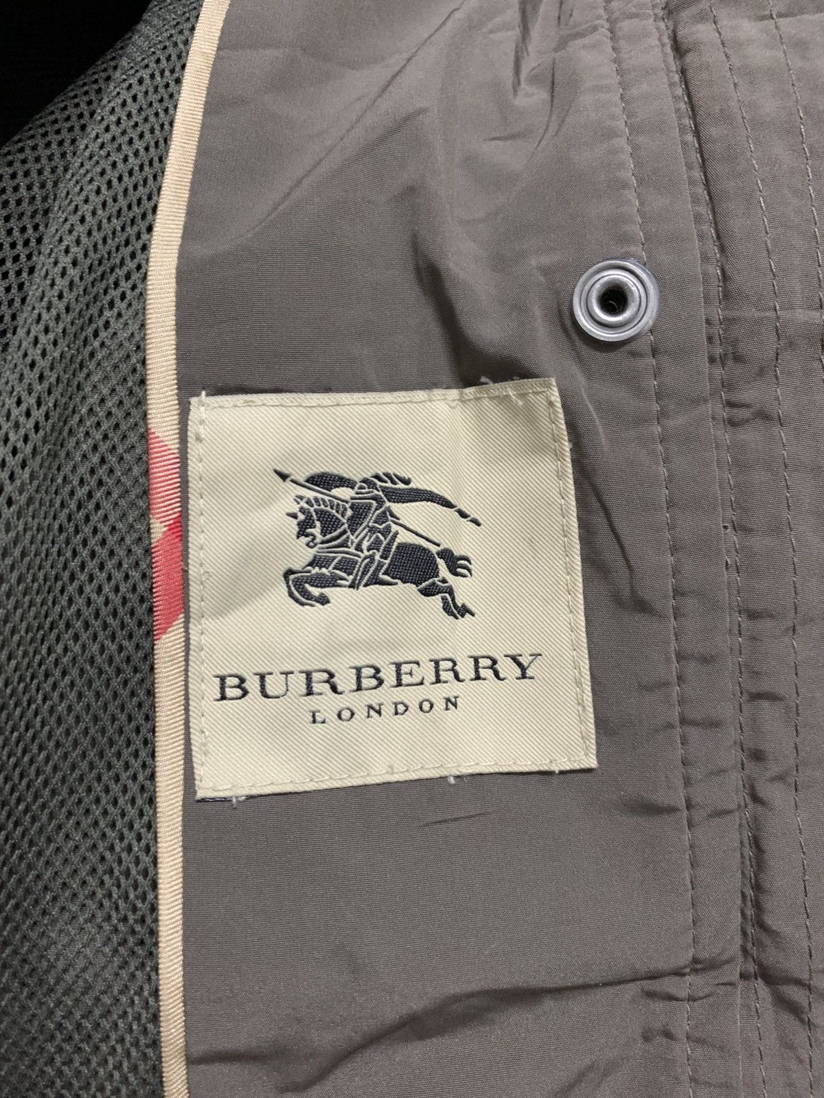 Burberry Burberry parkas green military style Size US L / EU 52-54 / 3 - 10 Thumbnail