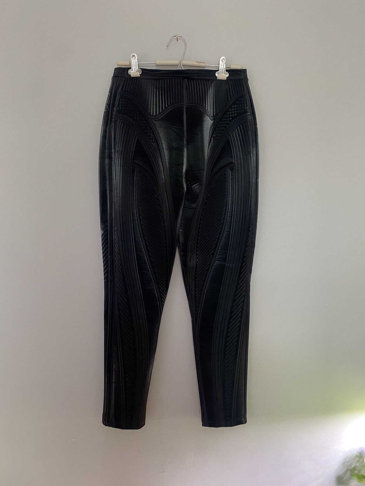 Mugler Mugler Black Embossed Leggings Size 32" / US 10 / IT 46 - 2 Thumbnail