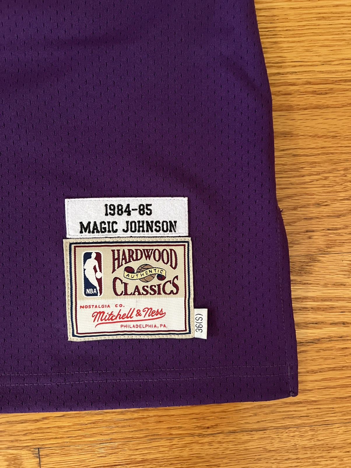 Mitchell & Ness Magic Johnson Purple Lakers 1984/85 Authentic Jersey Size US S / EU 44-46 / 1 - 5 Thumbnail