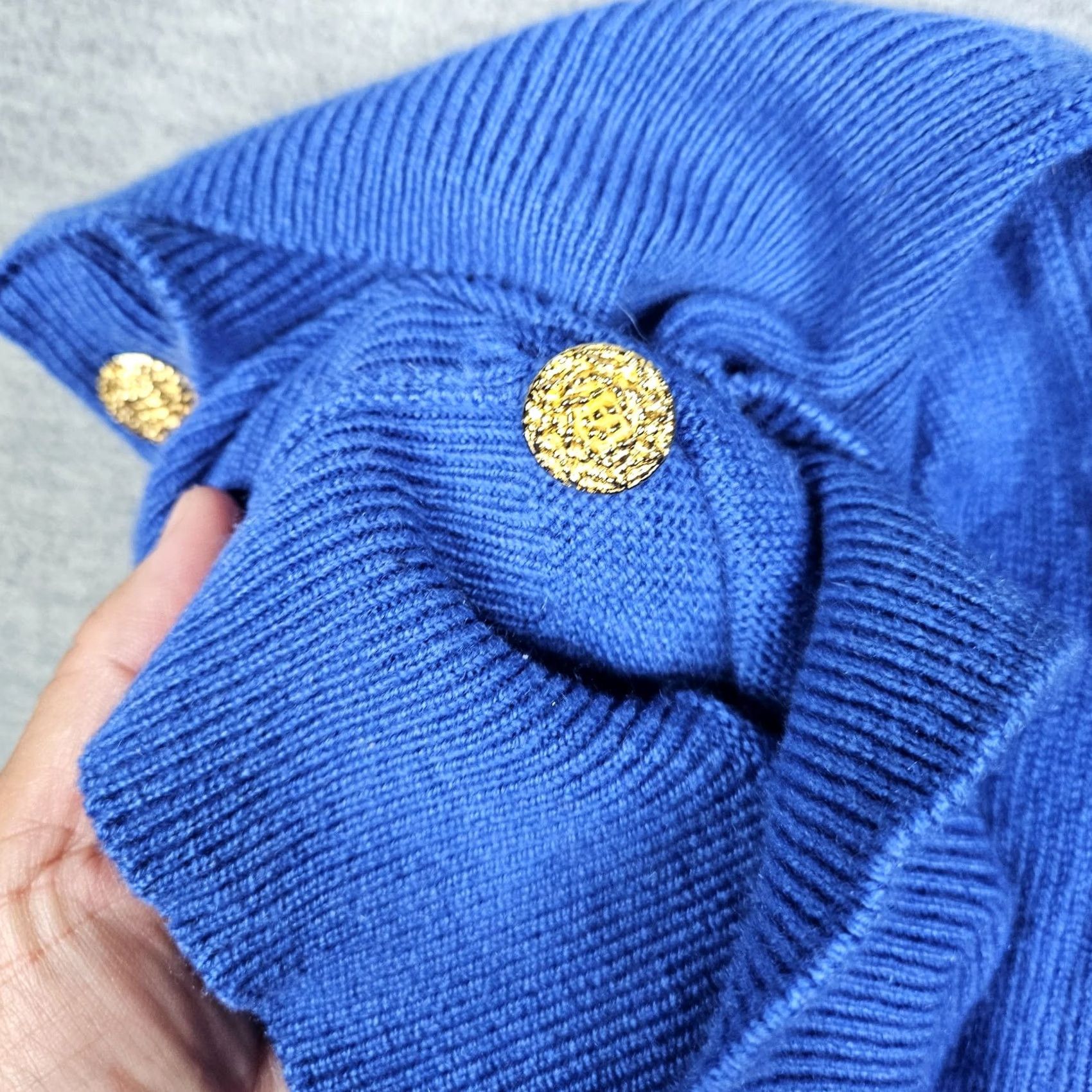 Johnstons Of Elgin Johnstons Of Elgin Blue 100% Cashmere Golden Button Cardigan 40" 102cm Cardigan Women Regular Blue 100% Cashmere Button Modern Style Pays Vintage? No Size S / US 4 / IT 40 - 6 Thumbnail