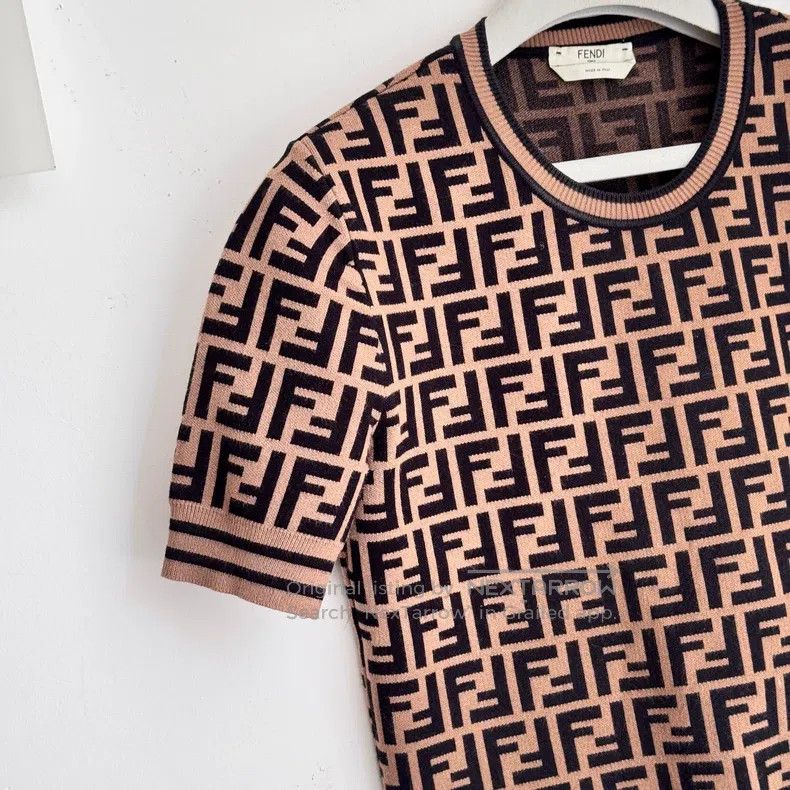 Fendi Fendi Knit Short Sleeve Top Size XS / US 0-2 / IT 36-38 - 3 Thumbnail