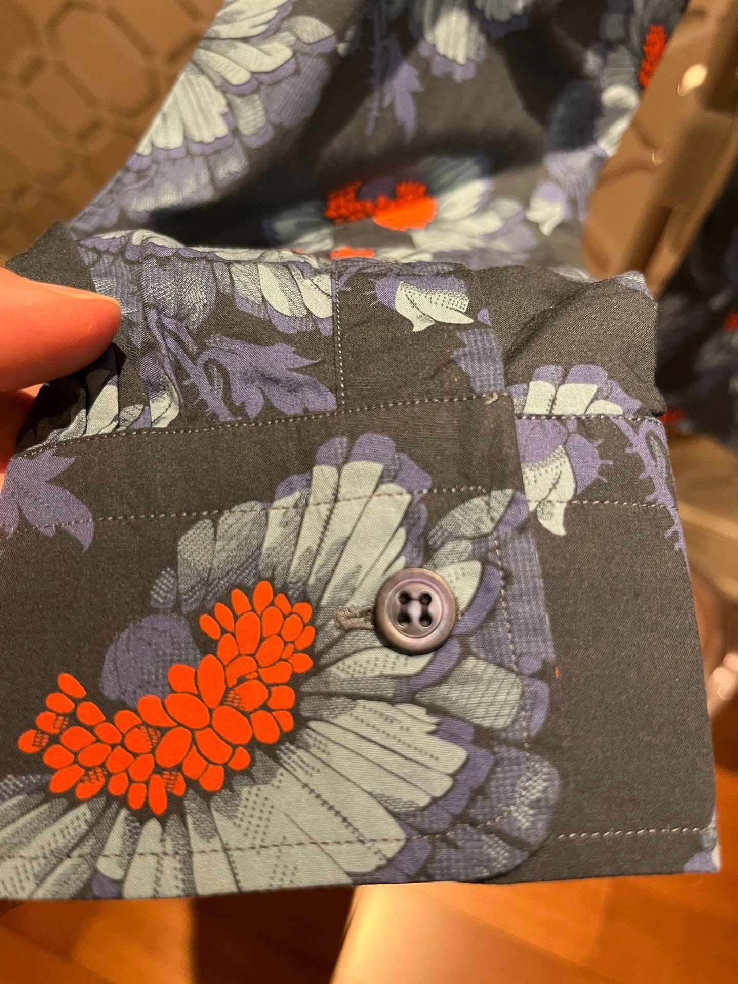Alexander McQueen Alexander McQueen Floral Shirt Size US S / EU 44-46 / 1 - 9 Thumbnail
