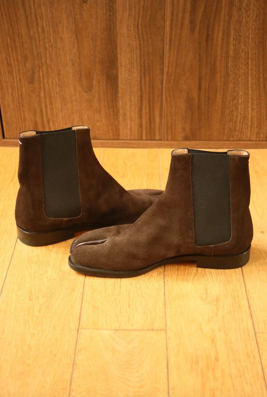 Maison Margiela Maison Margiela Tabi Chelsea Boots Brown Size US 9 / EU 42 - 2 Thumbnail