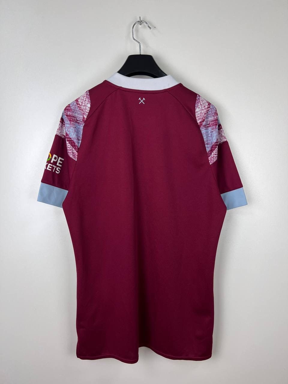 Umbro West Ham Umbro jersey size M Size US M / EU 48-50 / 2 - 2 Thumbnail