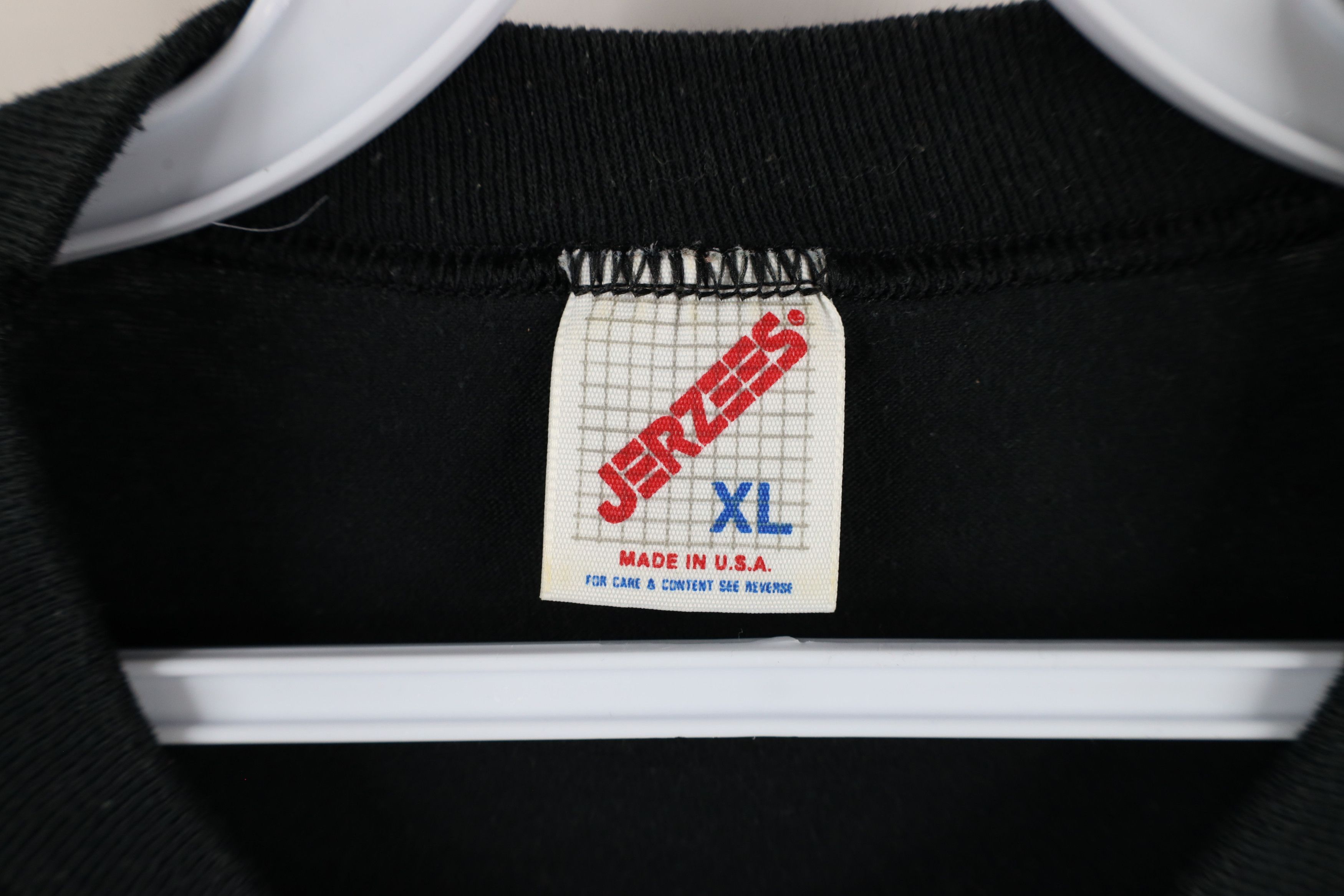 Vintage Vintage 90s Streetwear Beautiful Recycling T-Shirt USA Size US XL / EU 56 / 4 - 8 Thumbnail