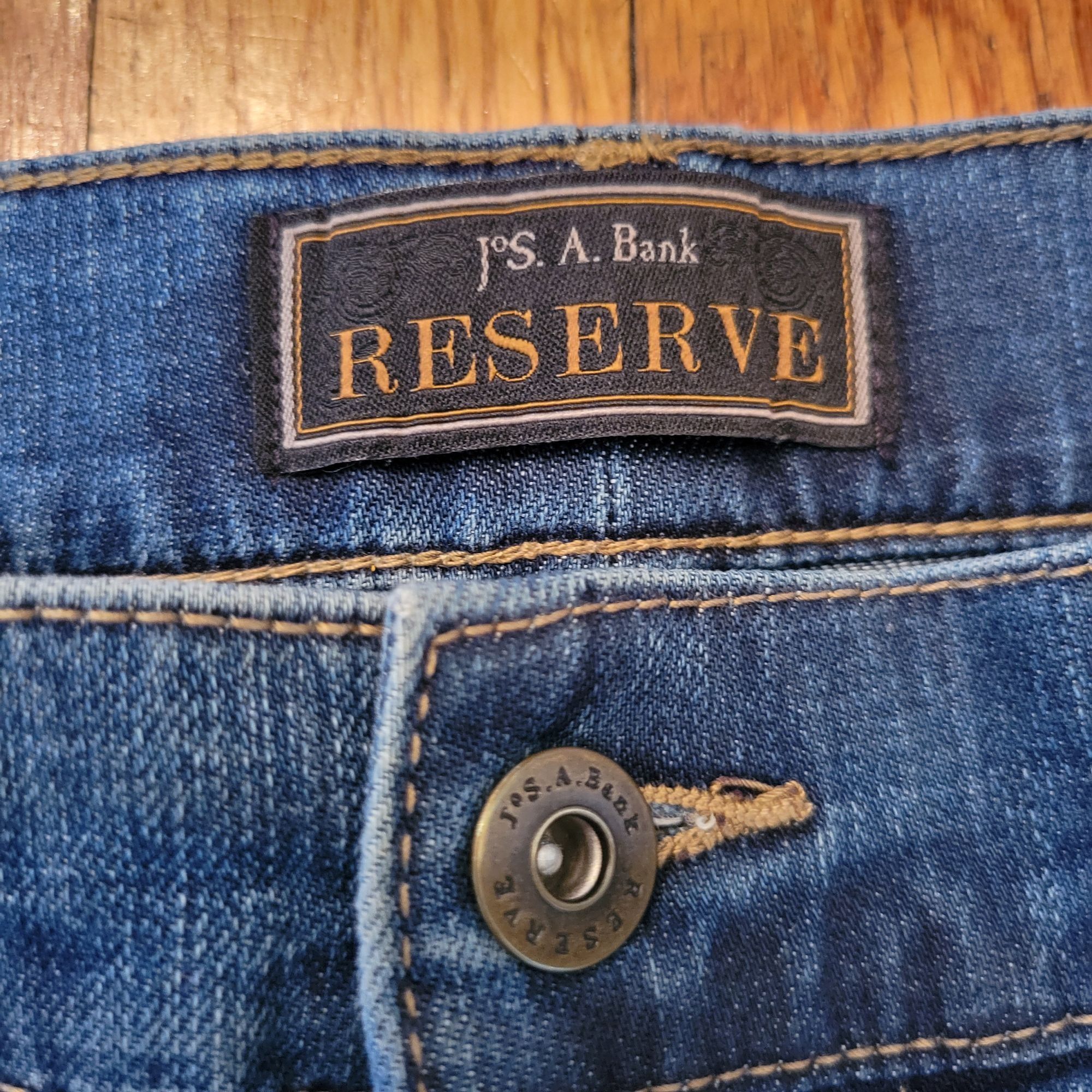 Jos. A. Bank JoS A Bank Reserve Traditional Fit Jeans 44x32 Medium Wash S Size US 44 / EU 60 - 4 Thumbnail