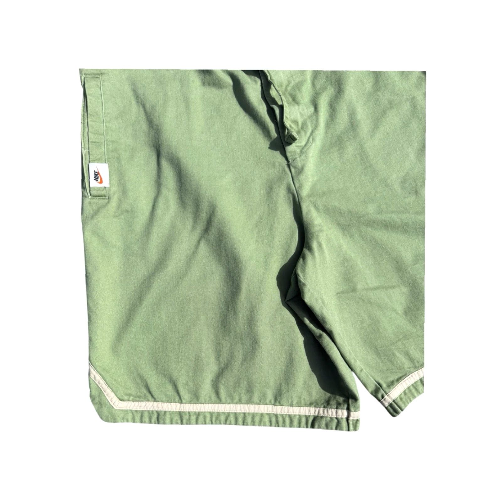 Nike VINTAGE Nike Y2K Olive Green Military Style Silver Tag Shorts XL RARE Men Athletic Military 2XL Silver Size US 39 - 4 Thumbnail