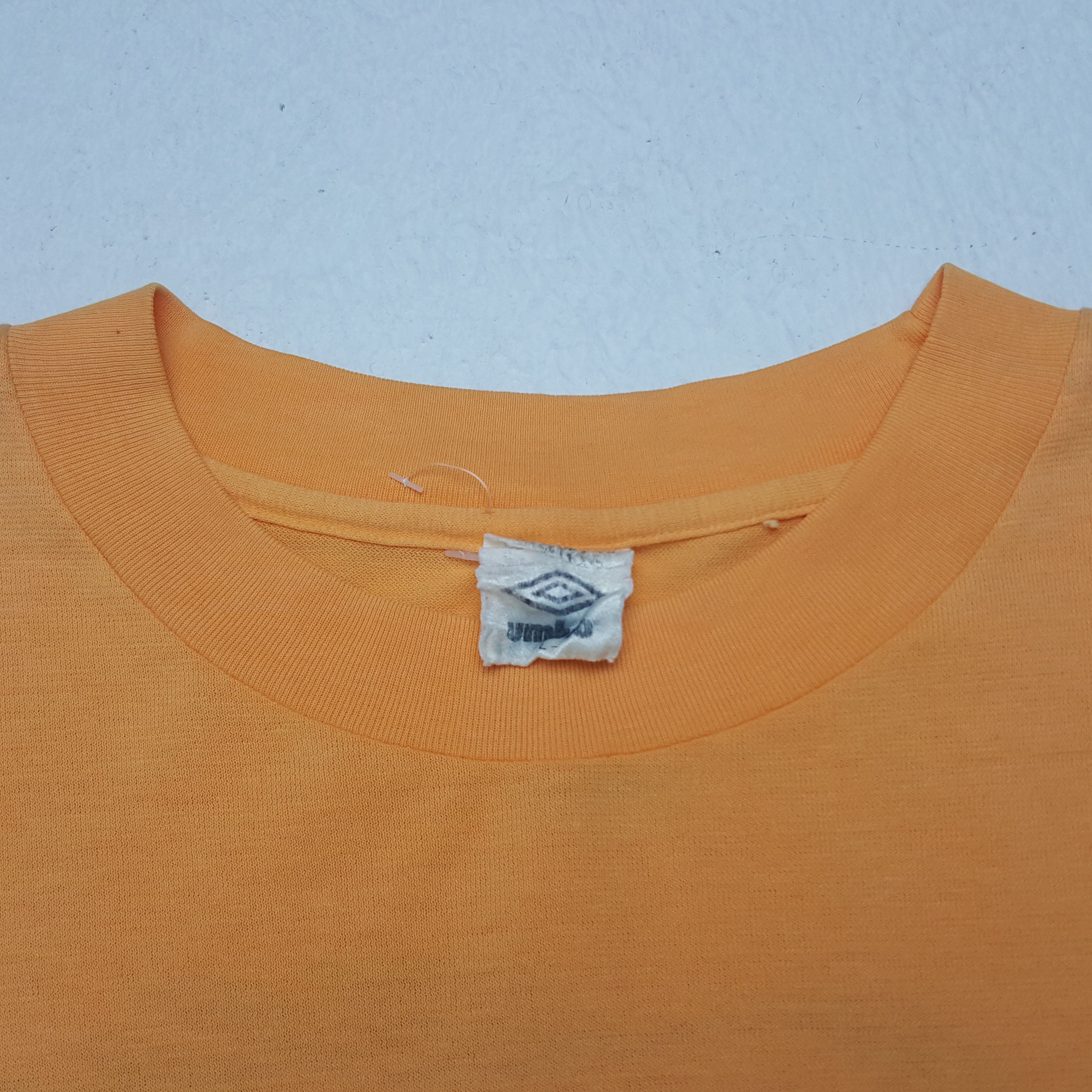 Umbro × Vintage Vintage Umbro Brazil Football Big Logo Tshirt Size US L / EU 52-54 / 3 - 5 Thumbnail