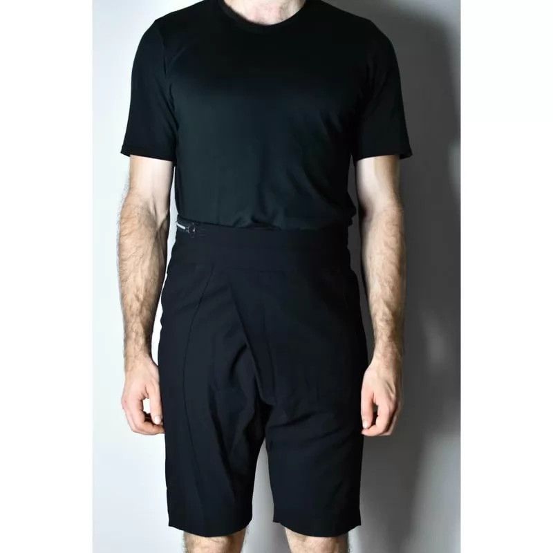 Julius Julius 7 MA14SS Cross Over Slant Riri Waist Shorts 1 Size US 30 / EU 46 - 8 Thumbnail