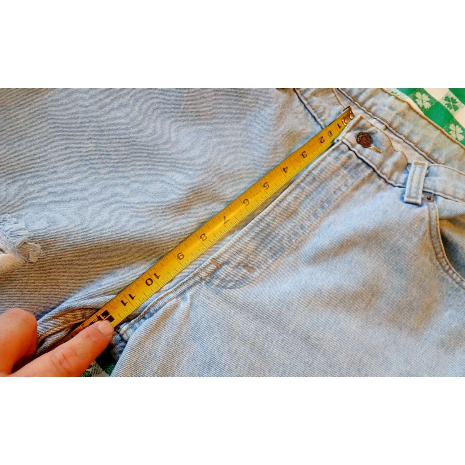 Levi's Vintage 90s Levi's Orange Tab Distressed Jeans Men’s Blue Denim 34x33 Mid Rise Relaxed Fit 500 Series USA Size US 34 / EU 50 - 6 Thumbnail