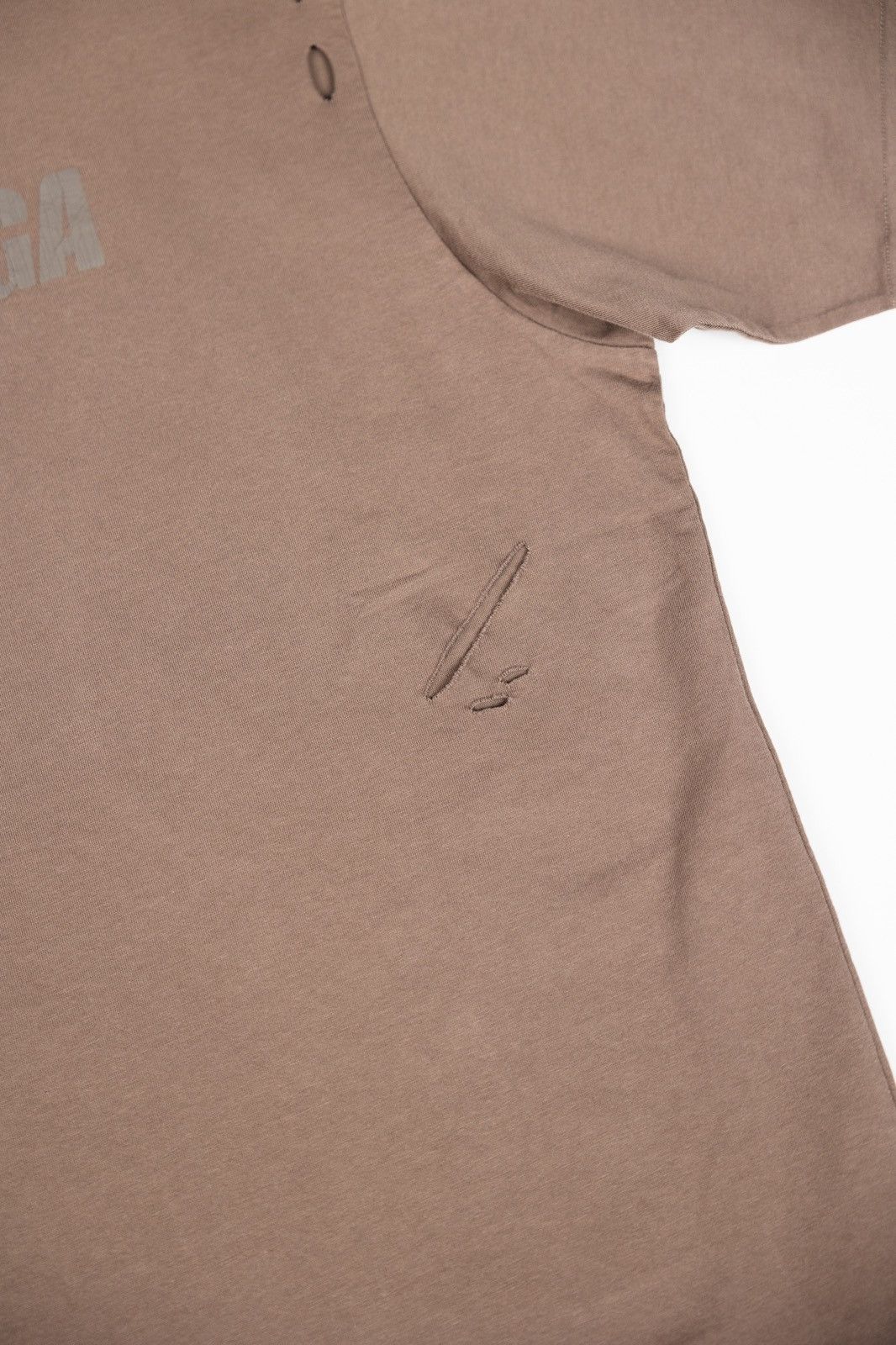 Balenciaga Balenciaga Distressed Tee Size US XS / EU 42 / 0 - 3 Thumbnail