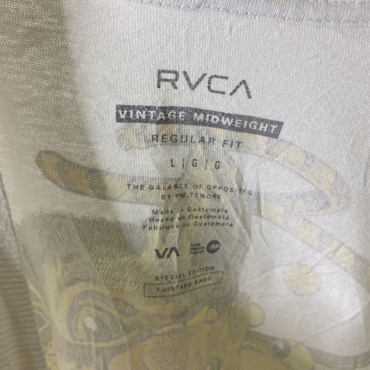 RVCA Shintaro Kago Japanese Manga Artist x RVCA Collaboration LS Size US L / EU 52-54 / 3 - 3 Thumbnail