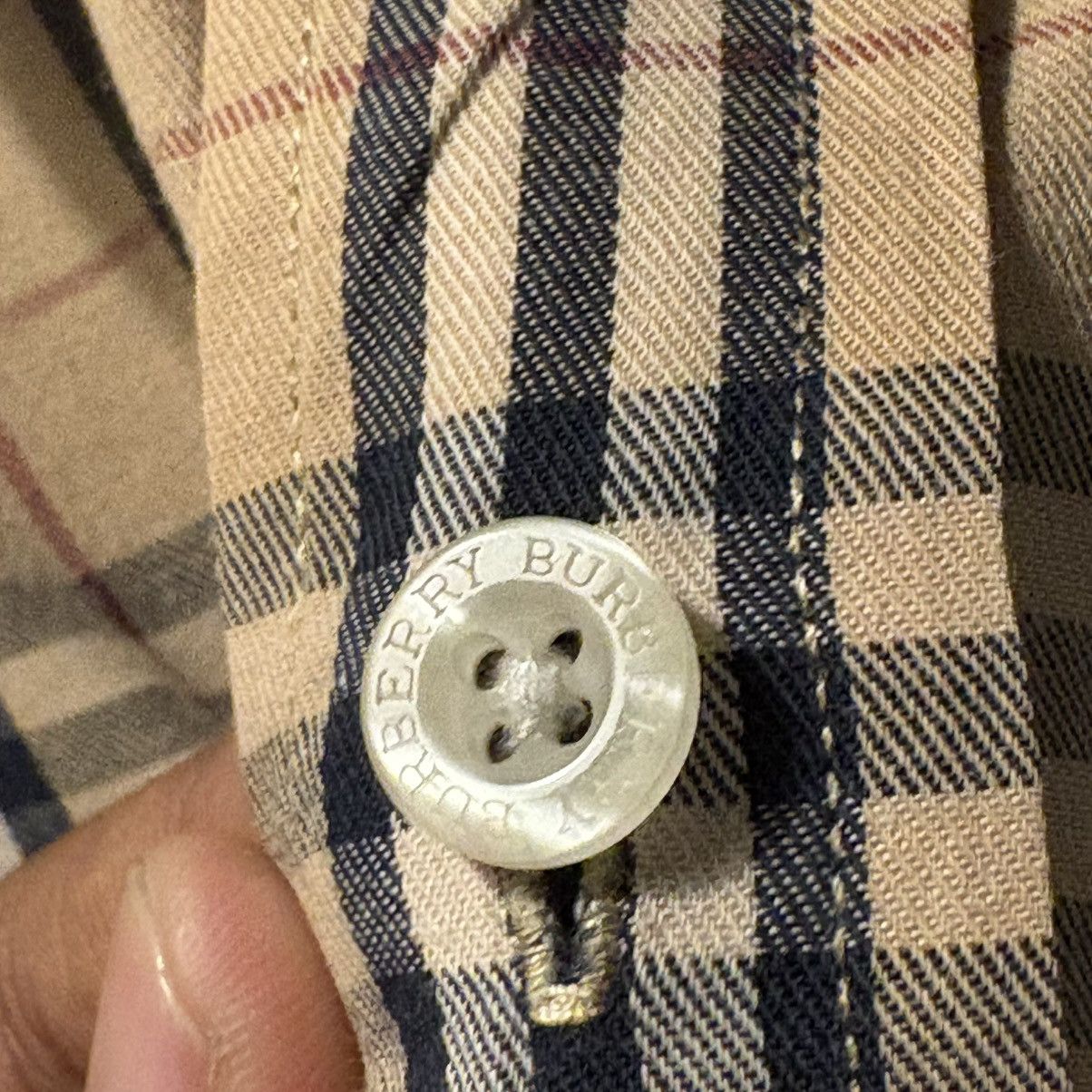 Burberry Burberry Novacheck Button Ups Size US XL / EU 56 / 4 - 6 Thumbnail