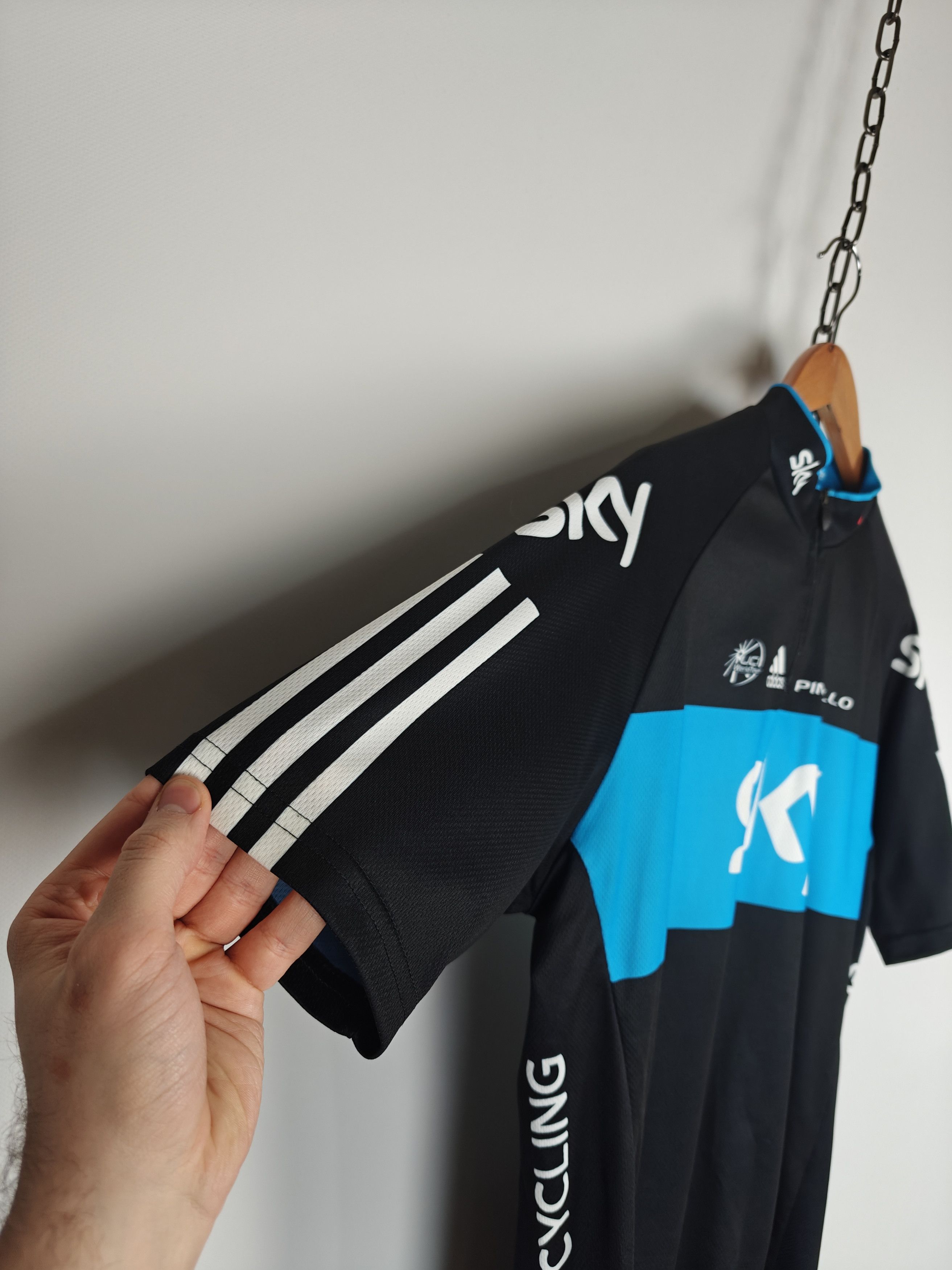 Adidas Adidas Pinarello Sky Jersey T-Shirt Zip Pro Cycling size L Size US L / EU 52-54 / 3 - 8 Thumbnail