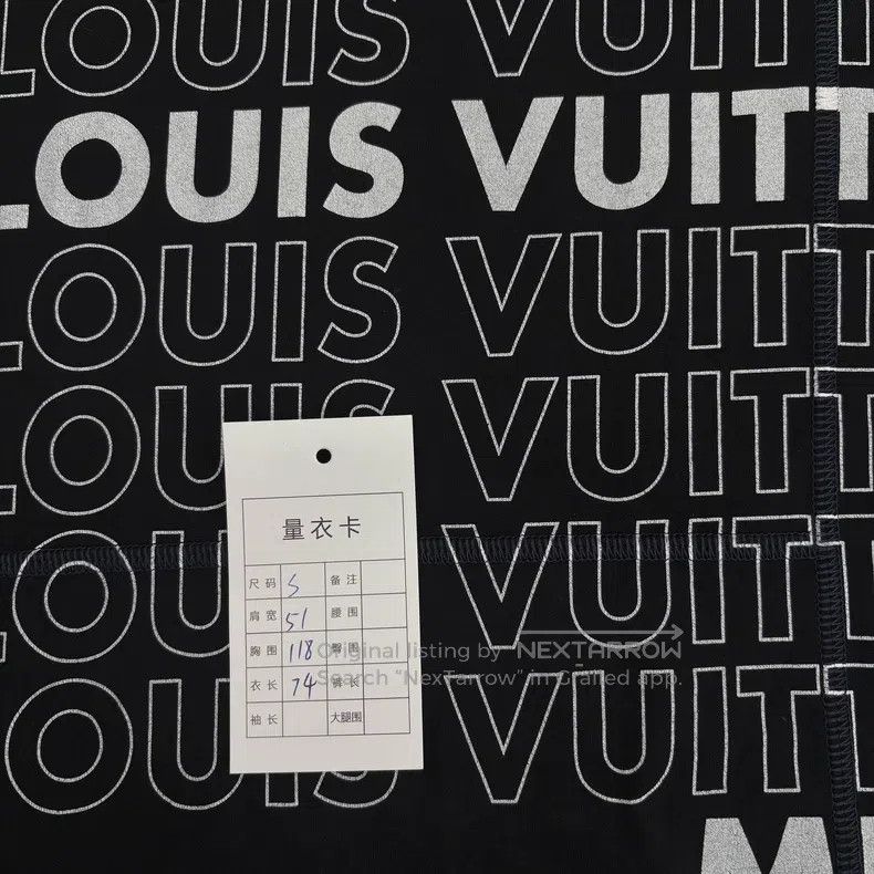 Louis Vuitton Louis Vuitton Bullet screen logo black short sleeve Size US S / EU 44-46 / 1 - 7 Thumbnail