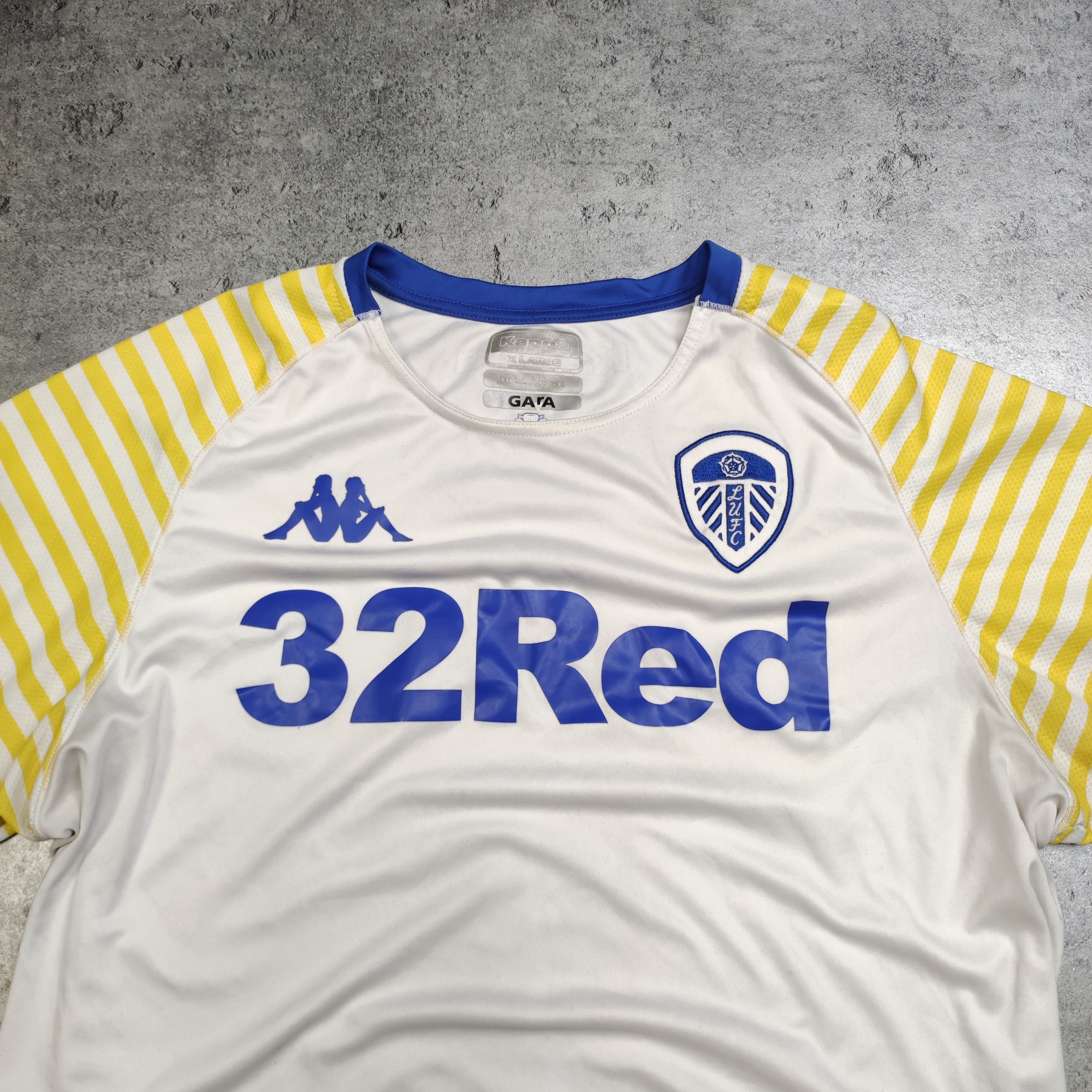 Other Leeds United Football Kappa 19/20 Training PLAYER Jersey Size US XL / EU 56 / 4 - 4 Thumbnail