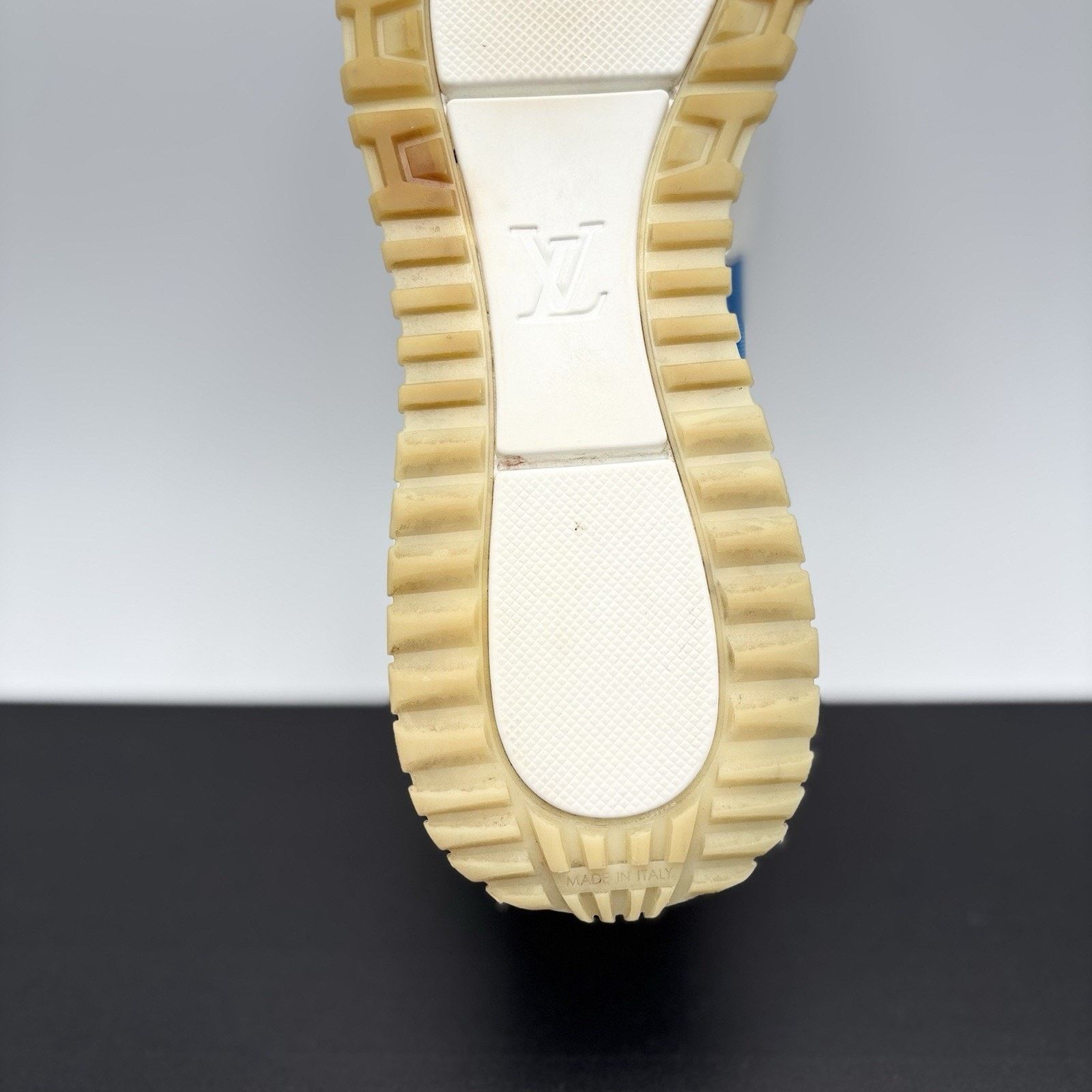 Louis Vuitton Louis Vuitton Run Away ' Eclipse Blue Gradation ' | CLEAN Size US 9 / EU 42 - 9 Thumbnail