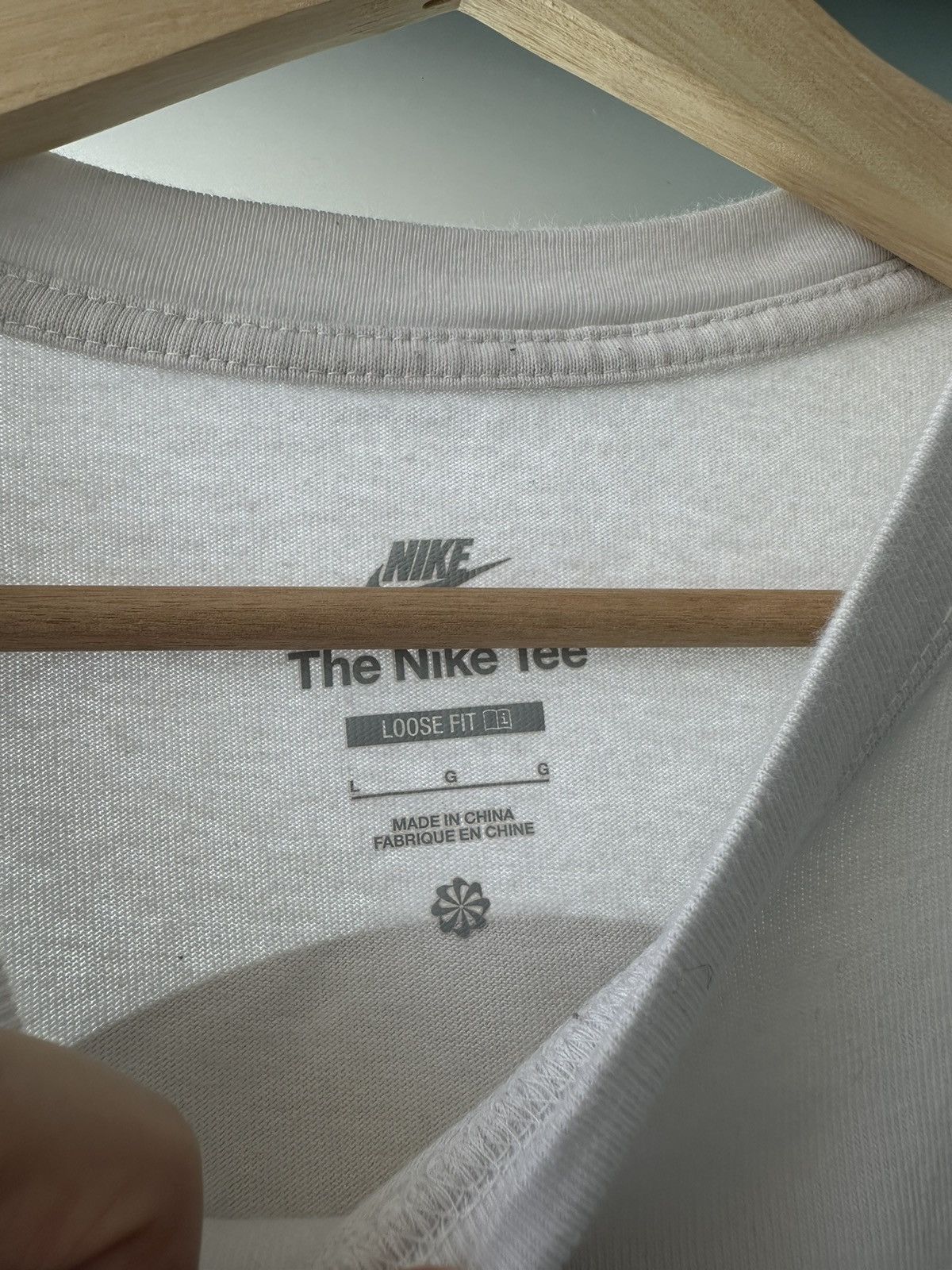 Nike Nike Sportswear Earth T-Shirt 'White' FB9812-133 Size US L / EU 52-54 / 3 - 3 Thumbnail