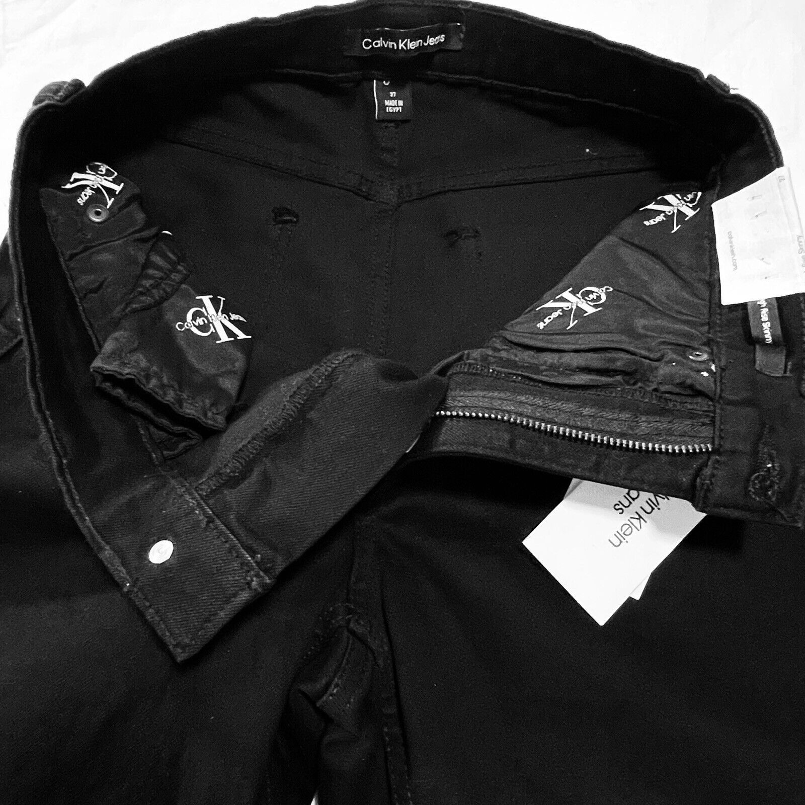 Calvin Klein Calvin Klein Women's High Rise Skinny Fitted Leg Jeans Size Size 27" / US 4 / IT 40 - 6 Thumbnail
