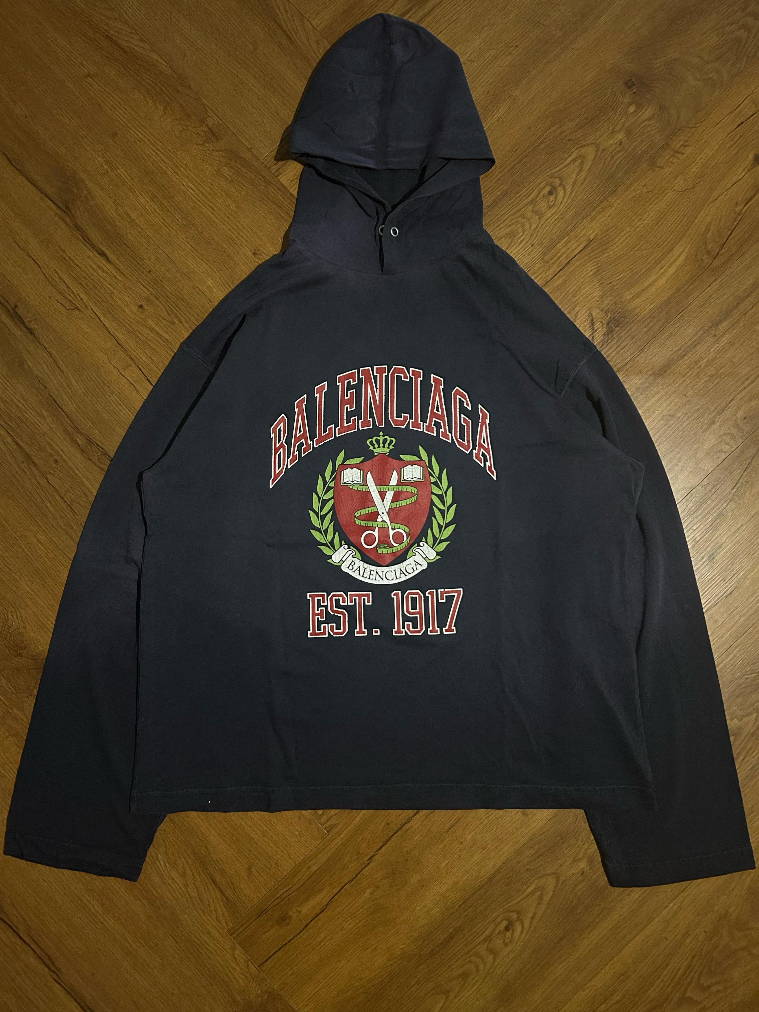 Balenciaga Sold • Balenciaga college 1917 hoodie Size US S / EU 44-46 / 1 - 1 Thumbnail