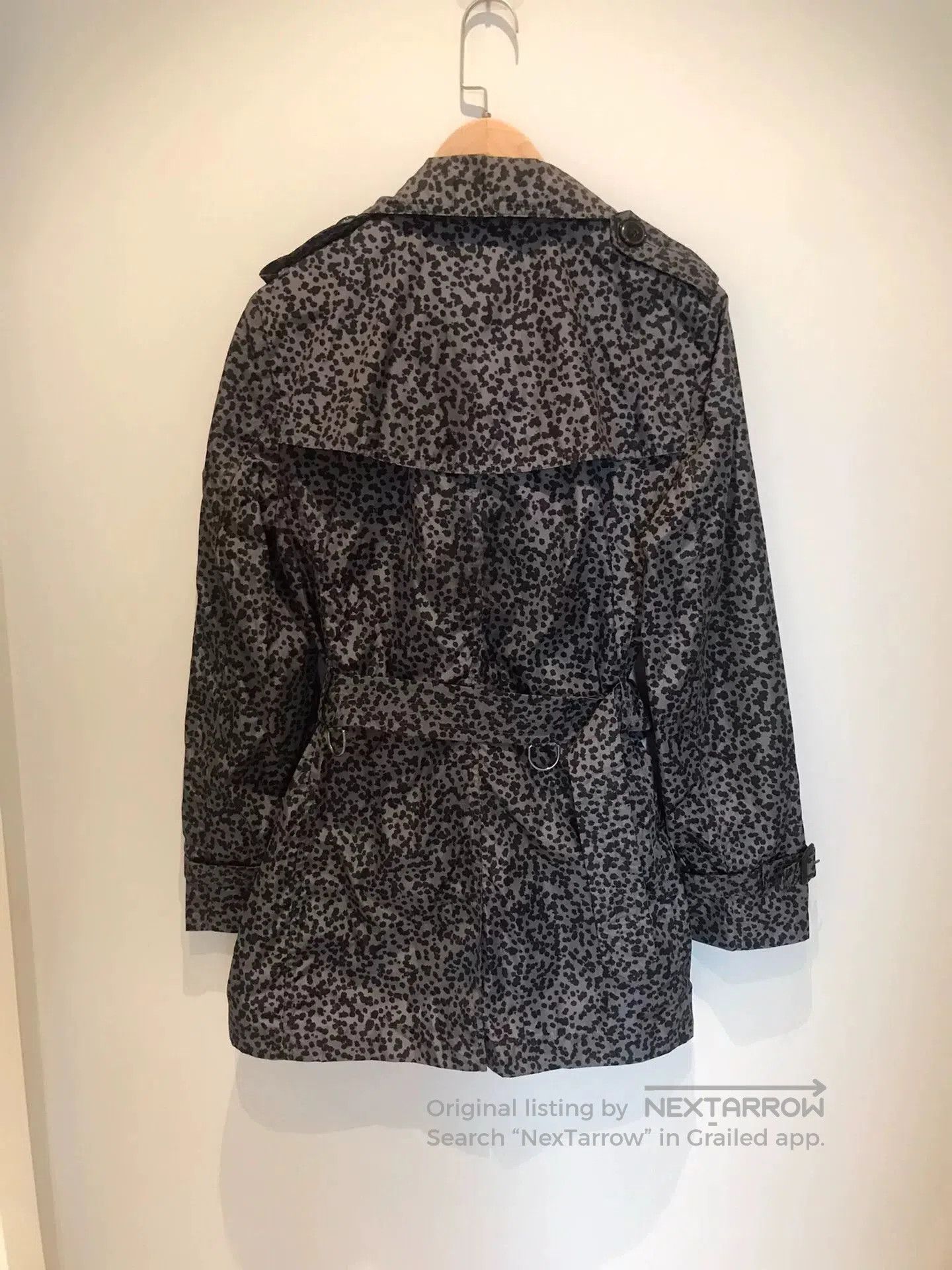 Burberry Burberry Double-Breasted Belted Windbreaker. Size S / US 4 / IT 40 - 2 Thumbnail