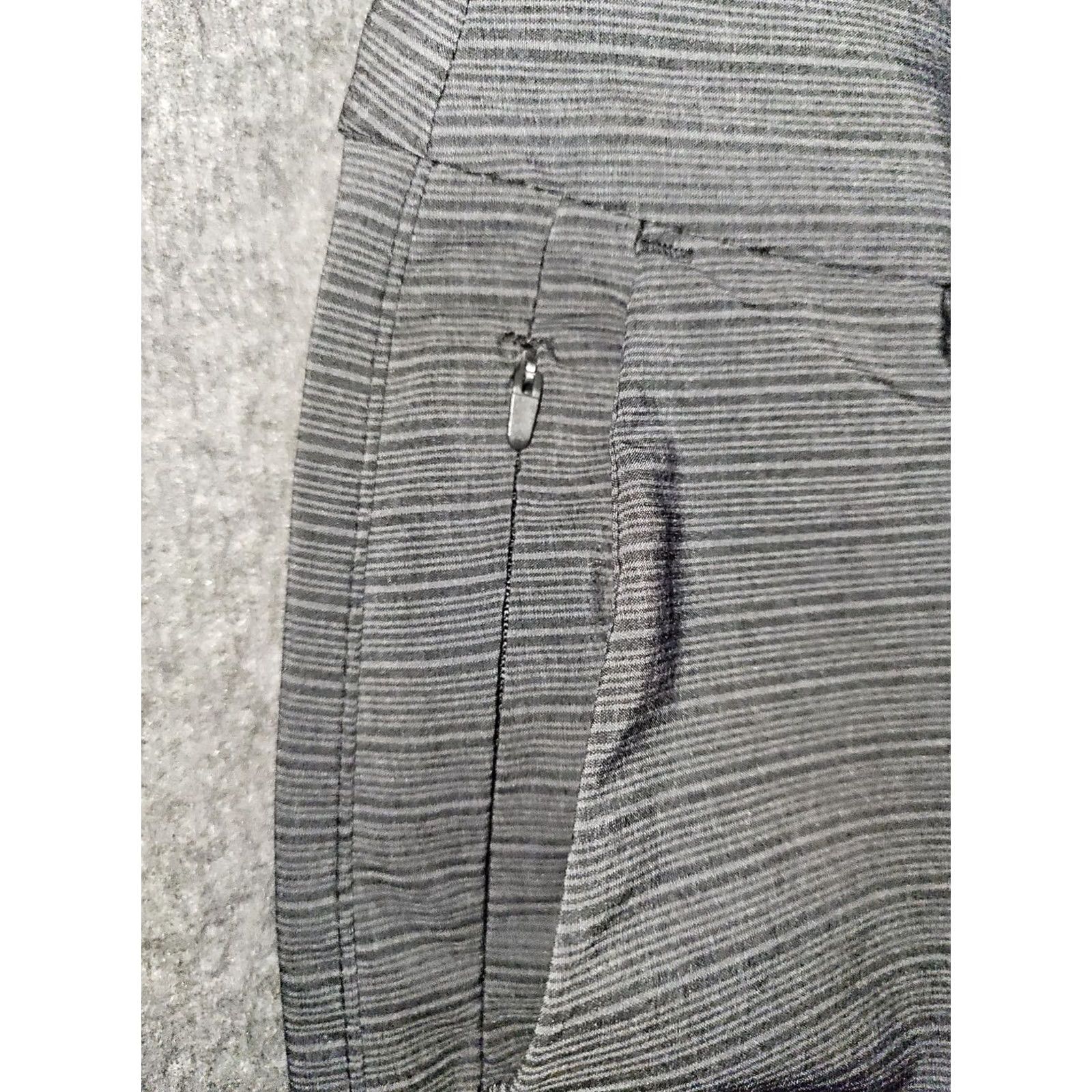 Hang Ten Hang Ten Board Shorts Men's 32 Gray Striped Low Rise Zip Pockets Beach Size US 32 / EU 48 - 7 Thumbnail