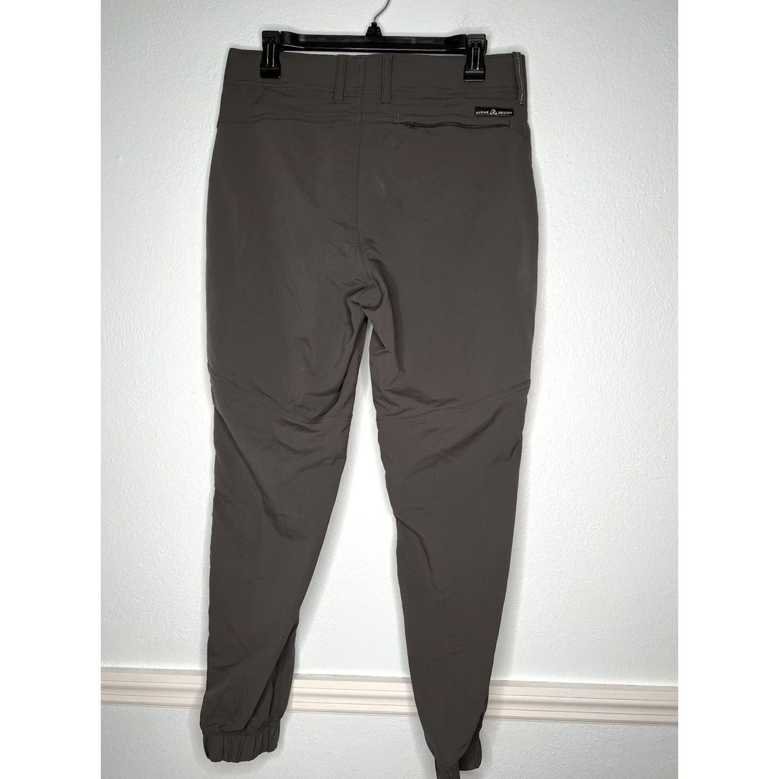 Vintage Alpine Design Mens Jogger Pants 32 Modern Fit Gray Activewear Nylon Polyester Spandex Knit Elevation Designer Mens Size US 32 / EU 48 - 2 Thumbnail