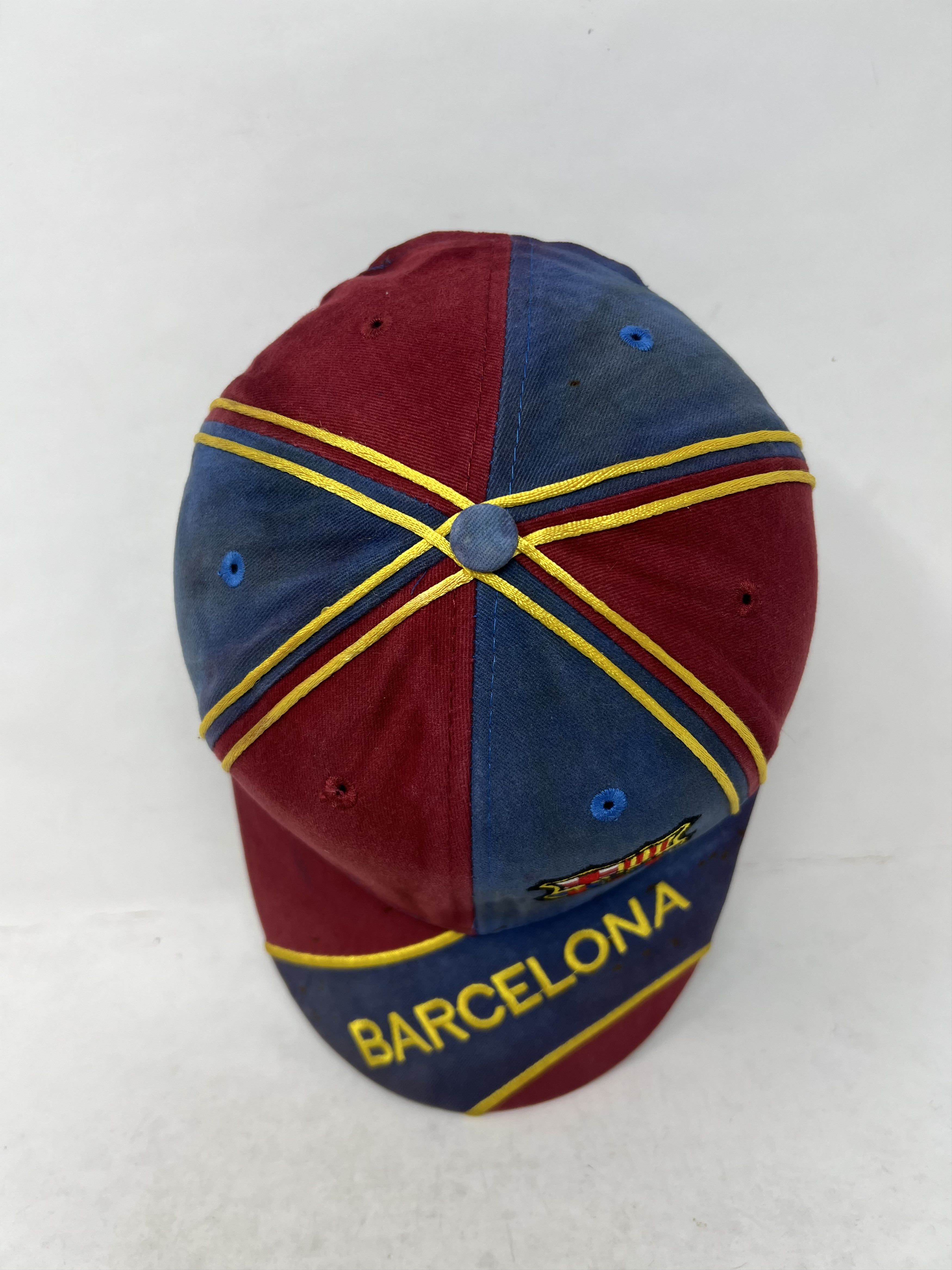 Vintage Vintage FC Barcelona Hat Size ONE SIZE - 6 Thumbnail